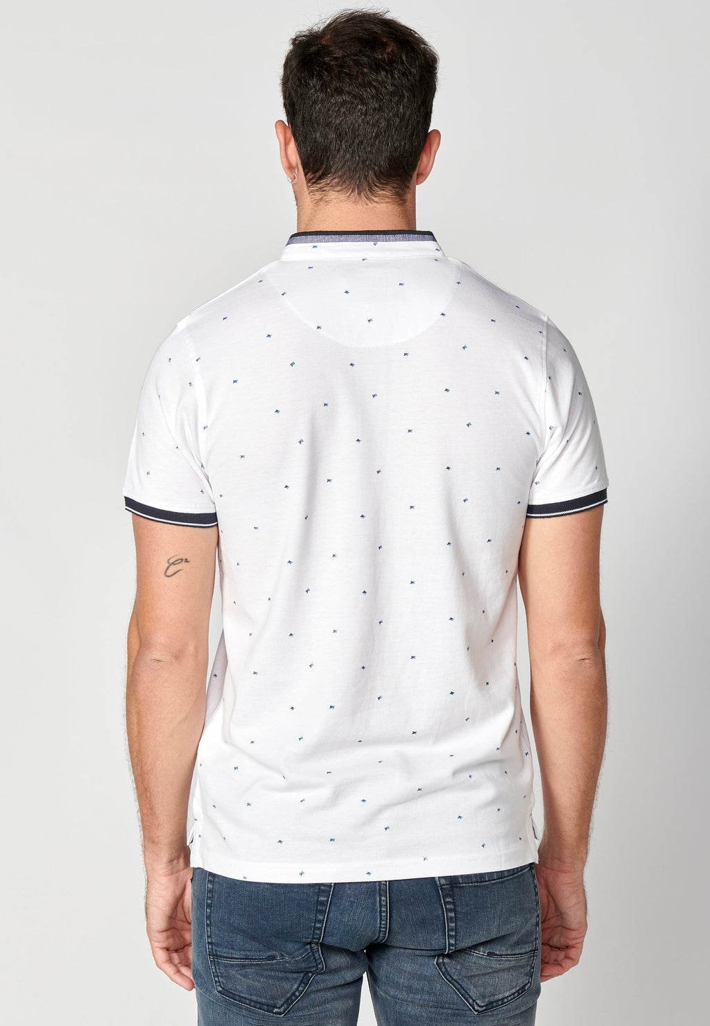 Polo Hombre Manga Corta Cuello Mao Estampado – Koroshi 2311PC22