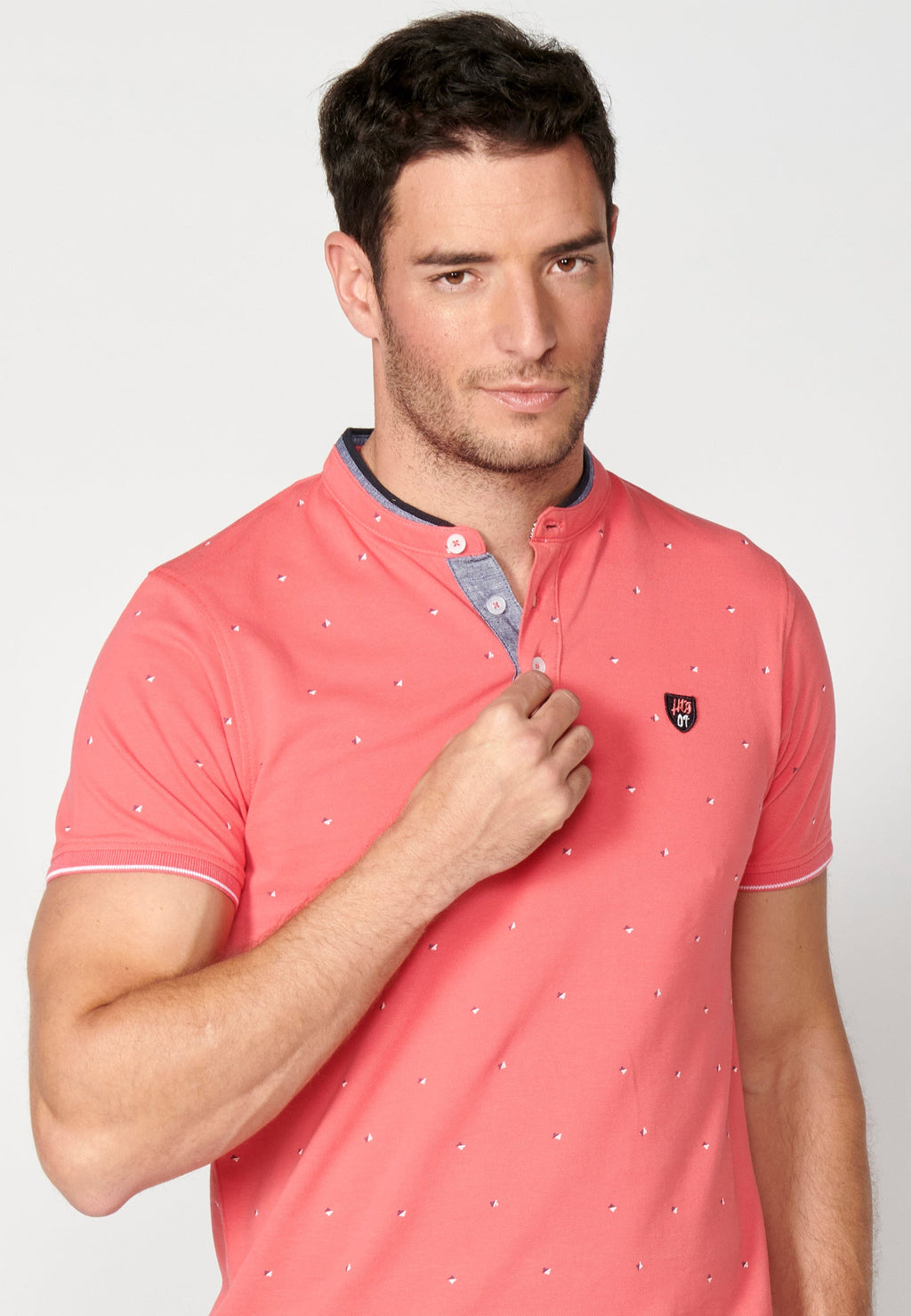 Polo Hombre Manga Corta Cuello Mao Estampado – Koroshi 2311PC22