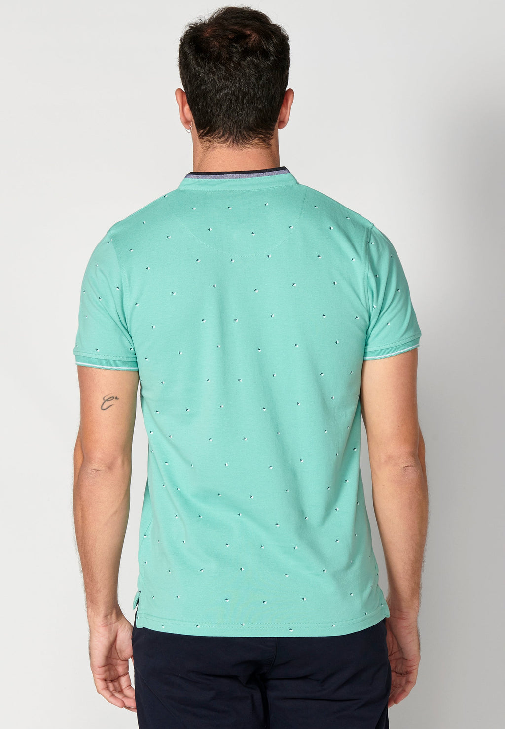 Polo Hombre Manga Corta Cuello Mao Estampado – Koroshi 2311PC22