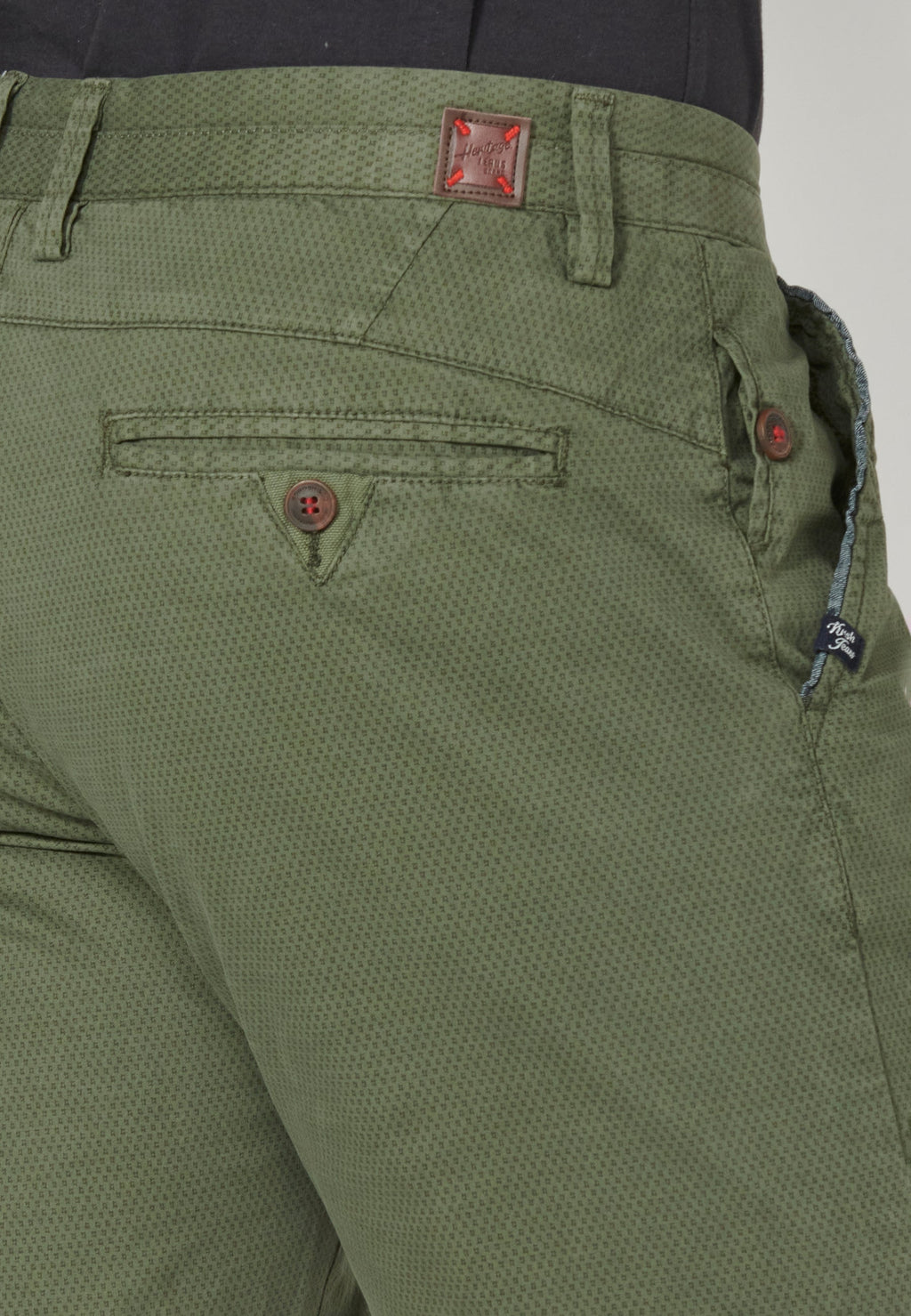 Bermuda Hombre Chino Algodón con Vuelta – Koroshi 2311PS08