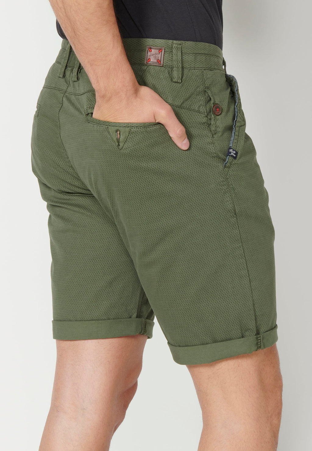 Bermuda Hombre Chino Algodón con Vuelta – Koroshi 2311PS08