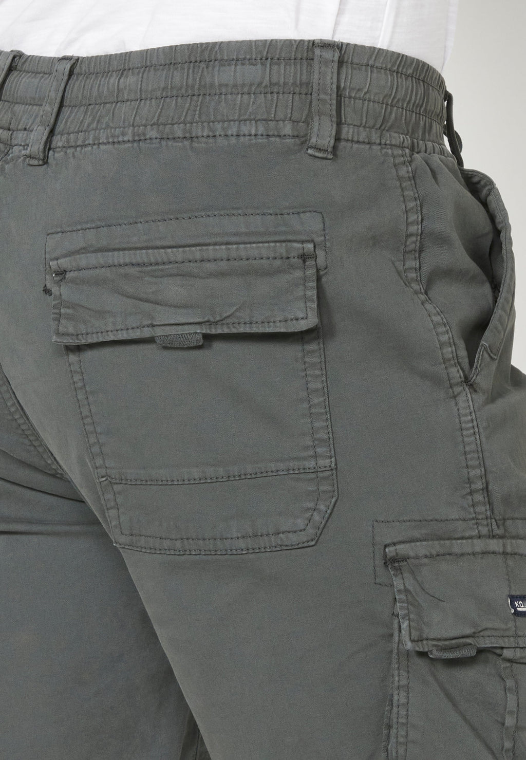 Bermuda Cargo Hombre Acabado Vuelta 6 Bolsillos – Koroshi 2311PS12