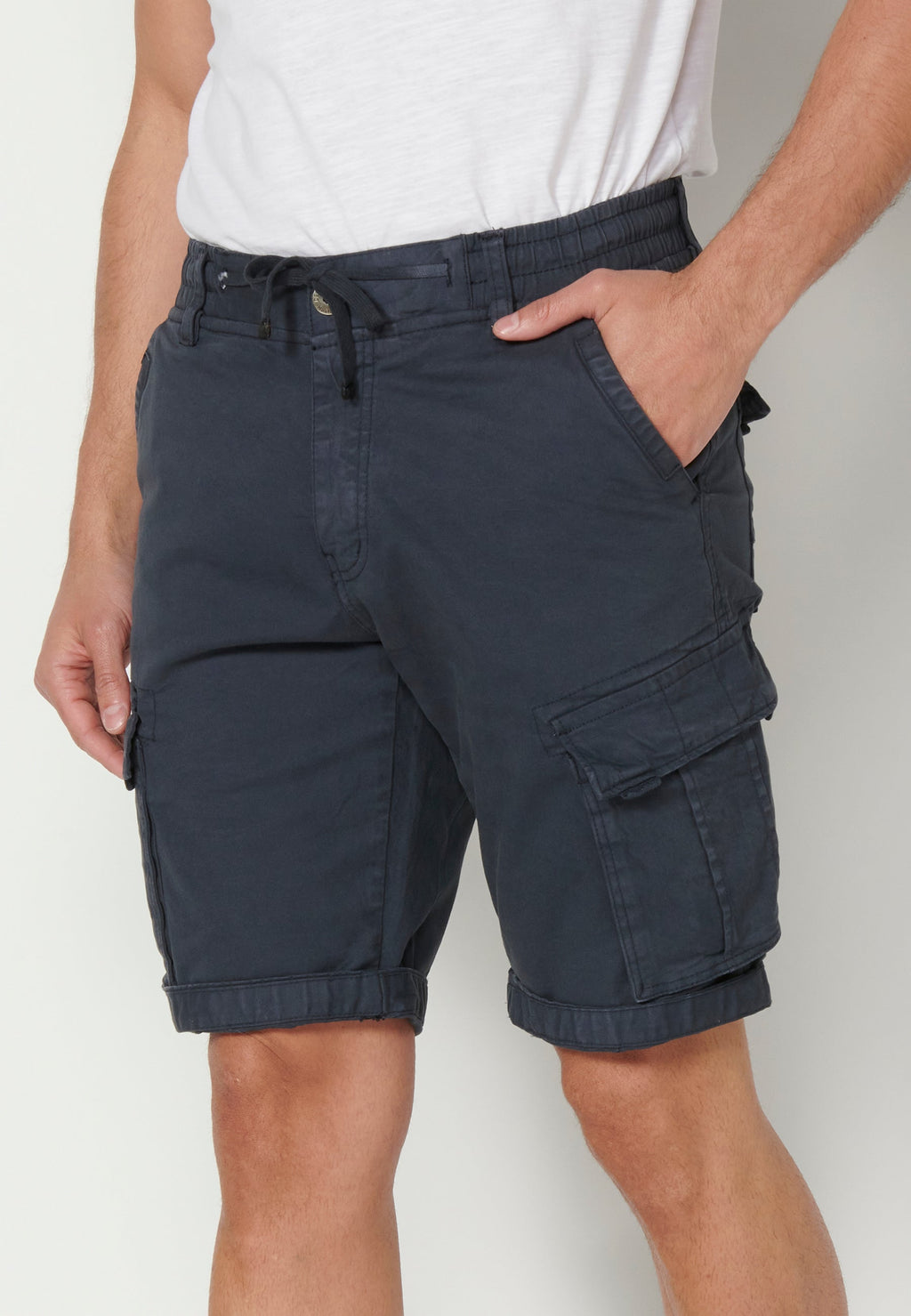 Bermuda Cargo Hombre Acabado Vuelta 6 Bolsillos – Koroshi 2311PS12