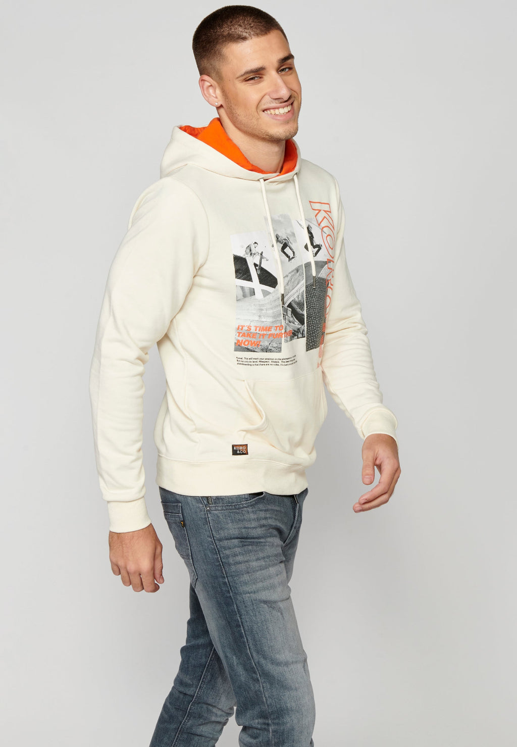 Sudadera Hombre Capucha con Bolsillo y Estampado – Koroshi Crema