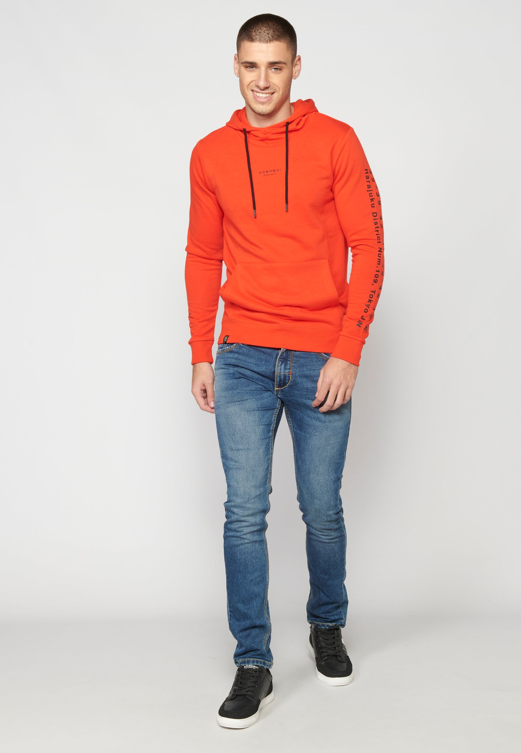 Sudadera Hombre Capucha con Bolsillo y Estampado – Koroshi Rojo