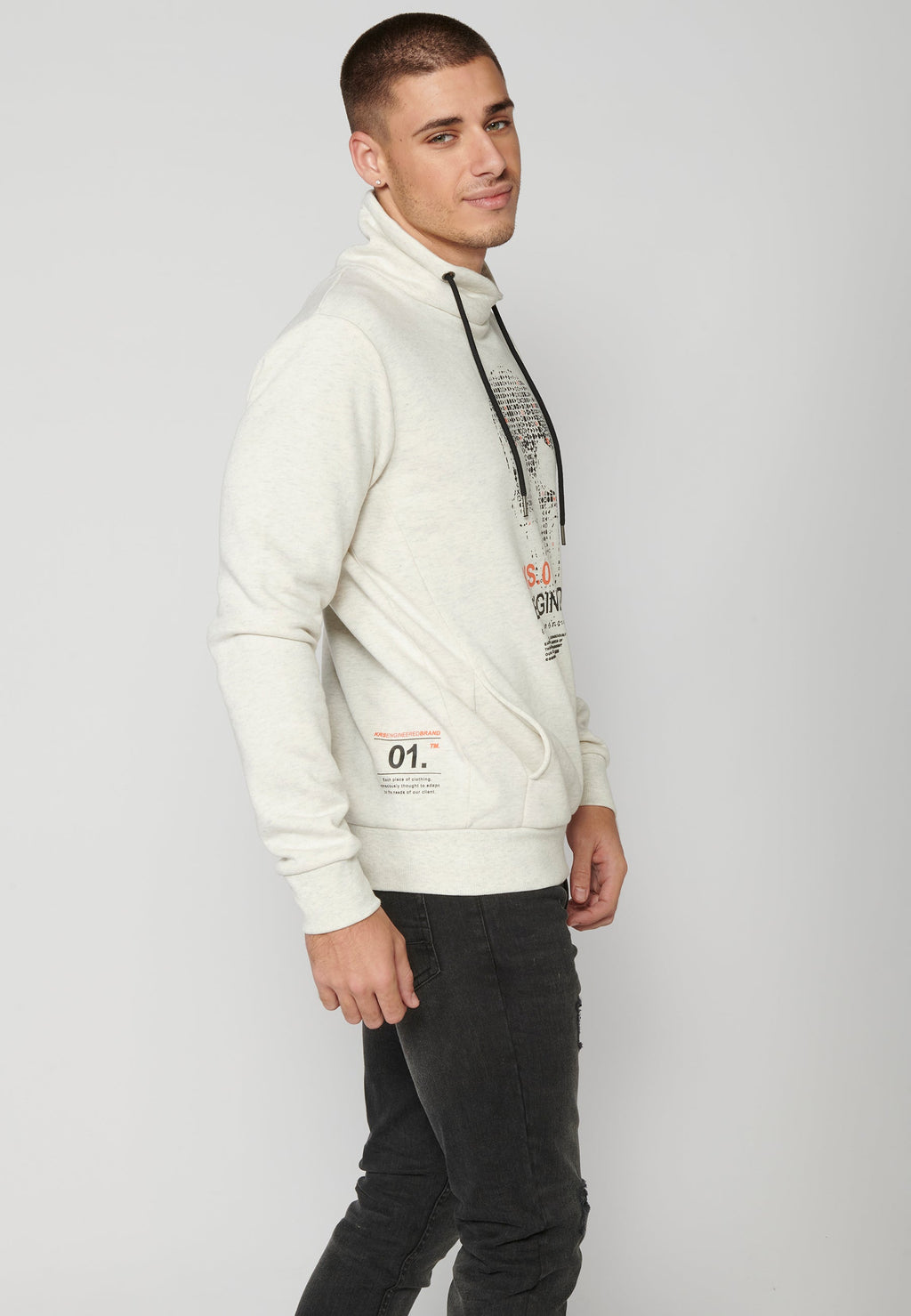 Sudadera Hombre Cuello Alto Estampada – Koroshi Crudo
