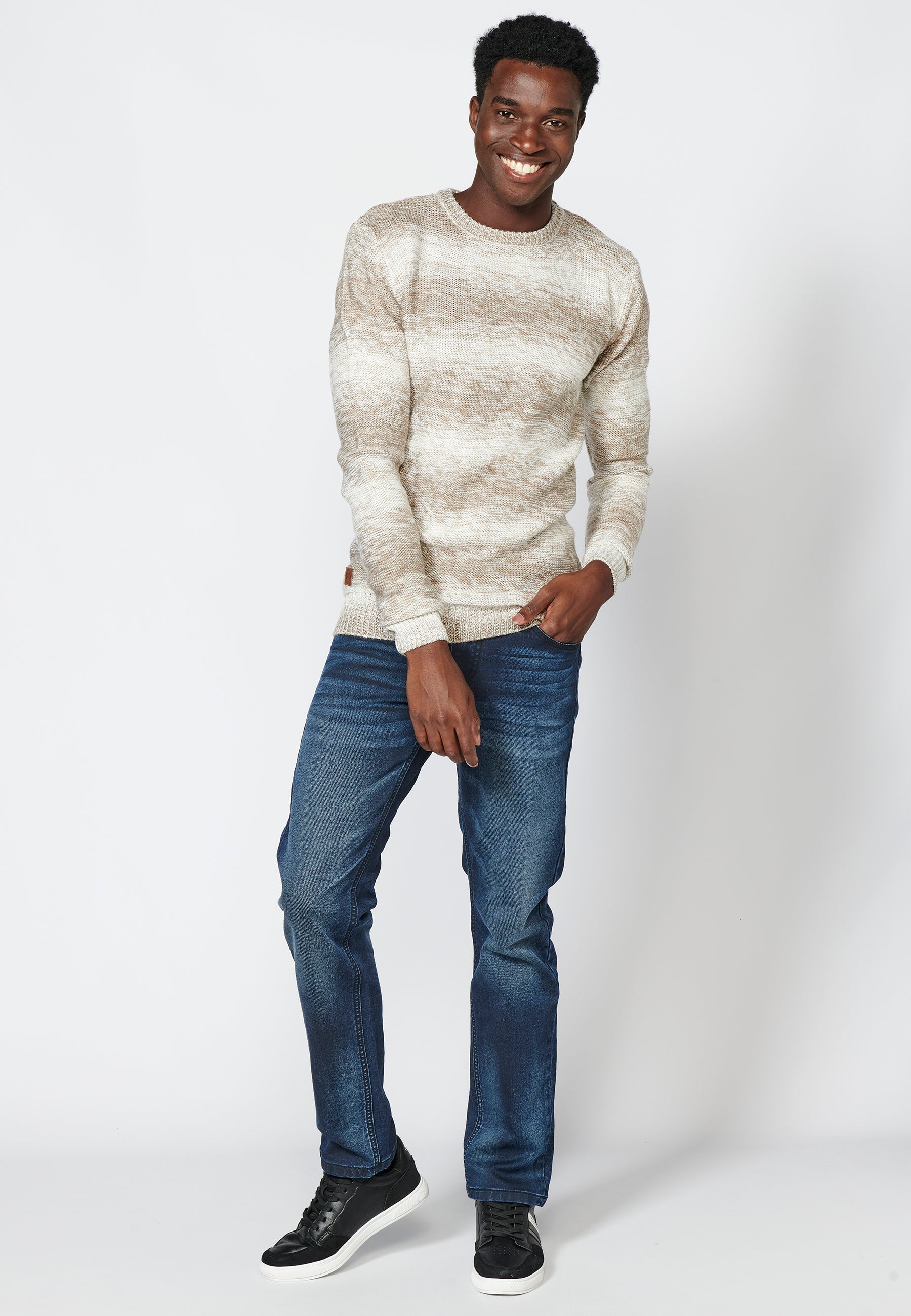 Jersey Punto Hombre Cuello Redondo Rayas Degradadas – Koroshi Beige
