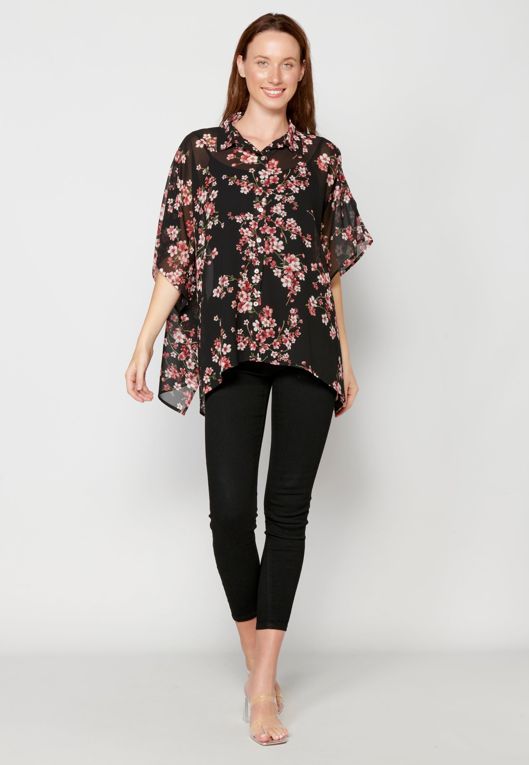 Blusa de manga corta fluida para mujer | moda actual