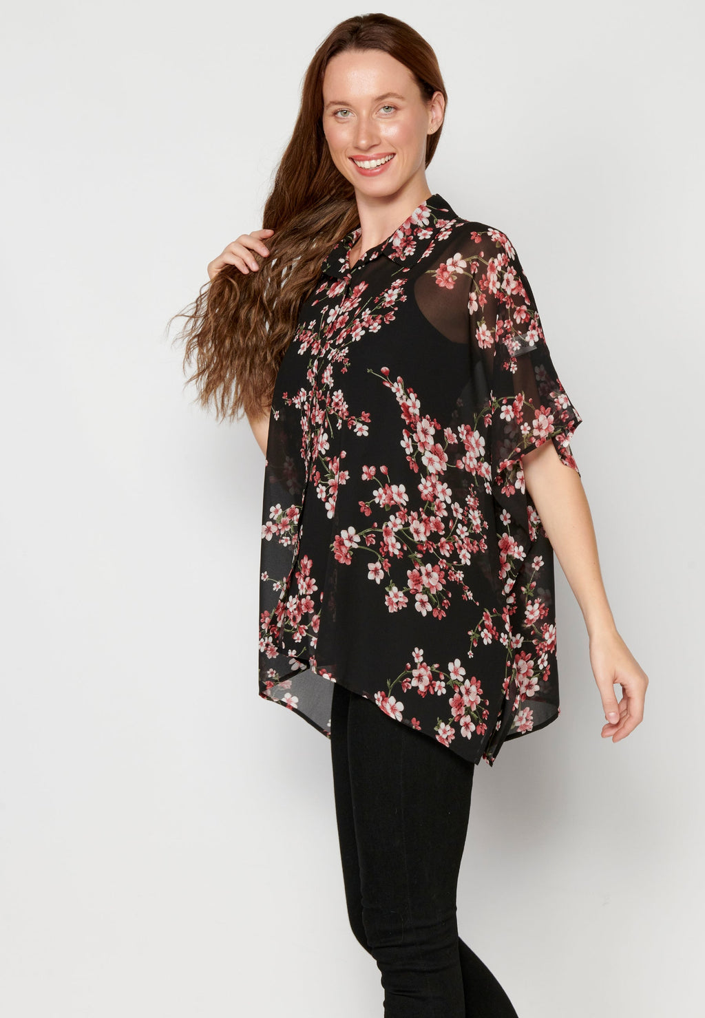 Blusa de manga corta fluida para mujer | moda actual