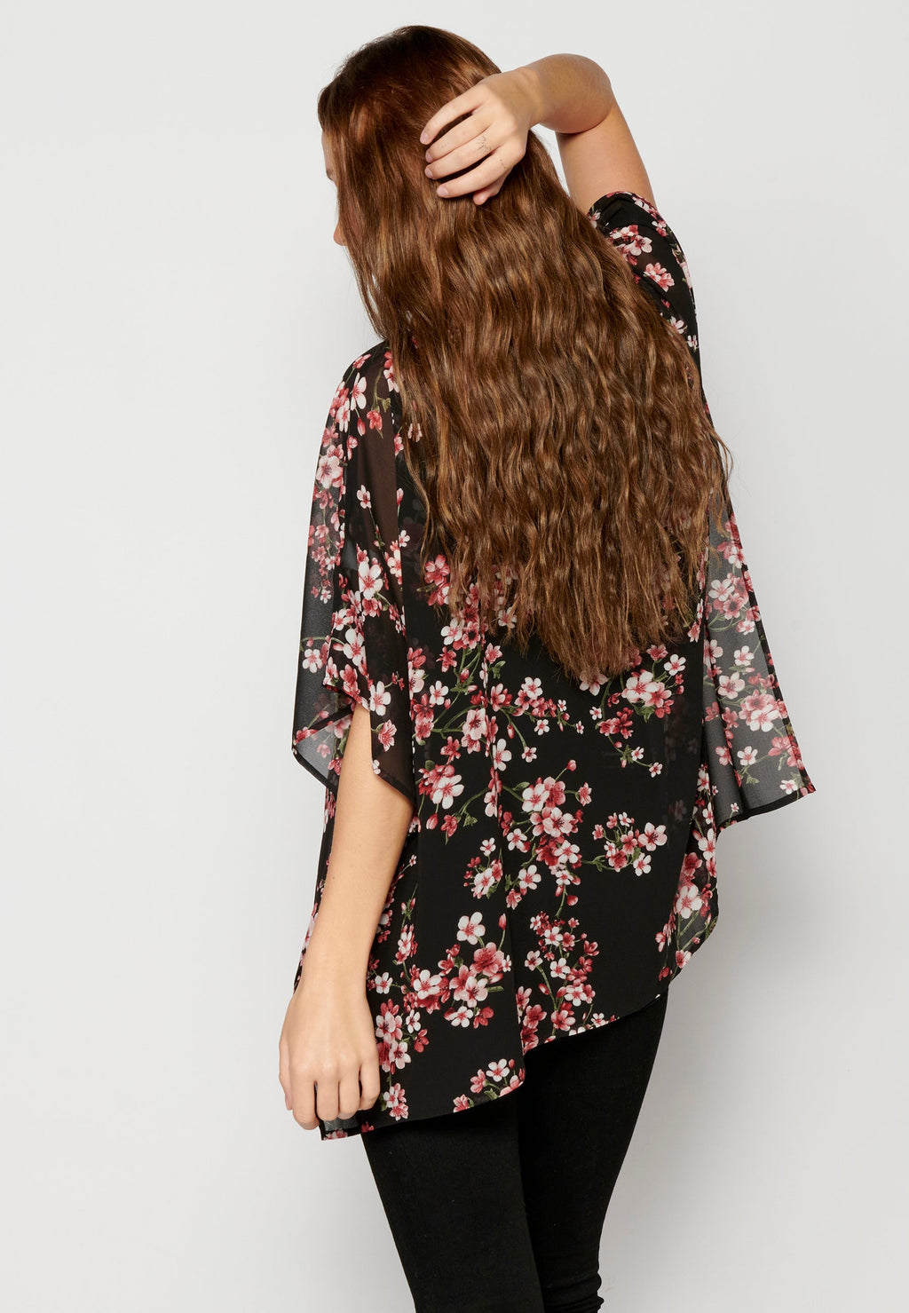 Blusa de manga corta fluida para mujer | moda actual