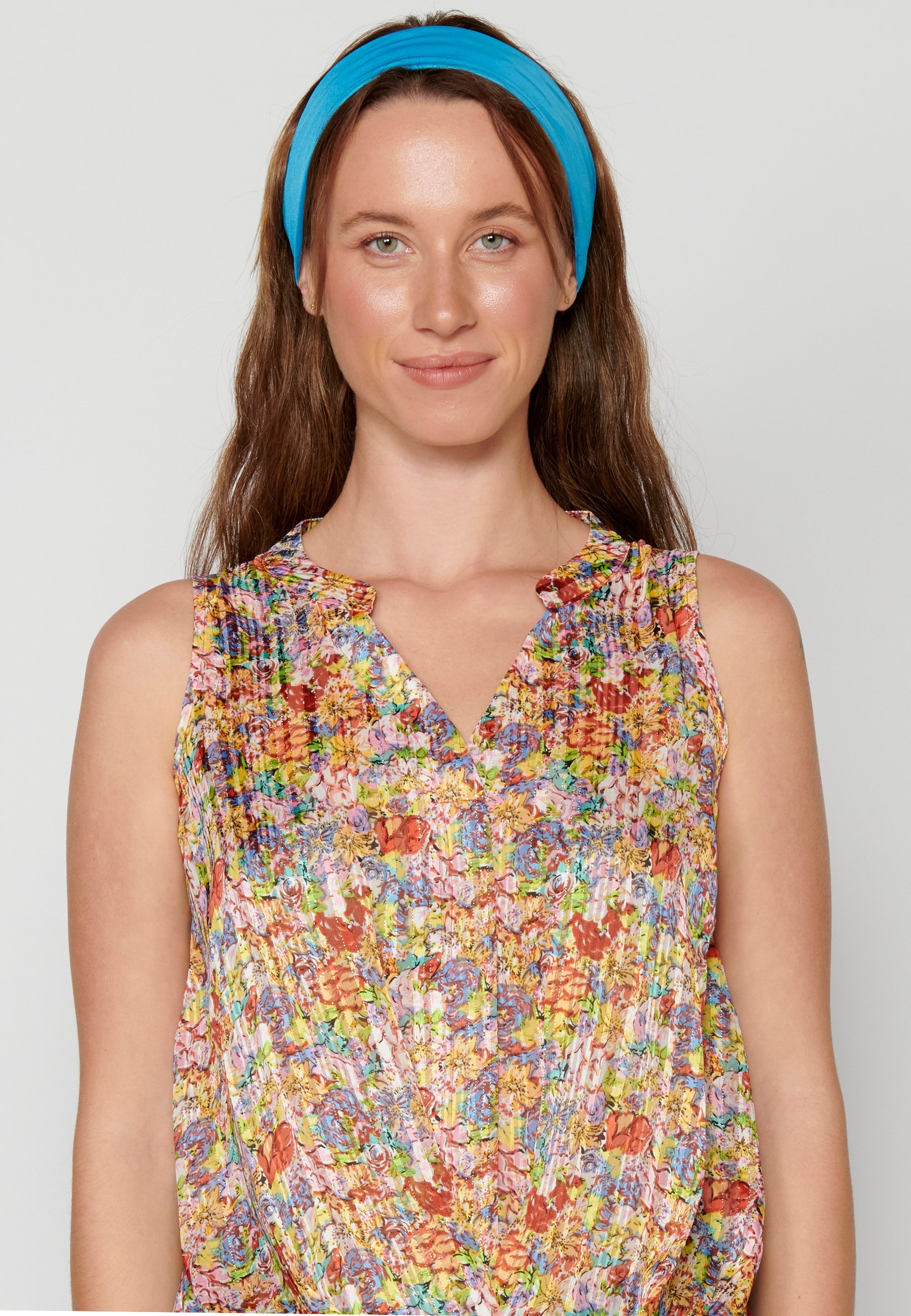 Blusa sin mangas fluida multicolor para mujer | moda actual