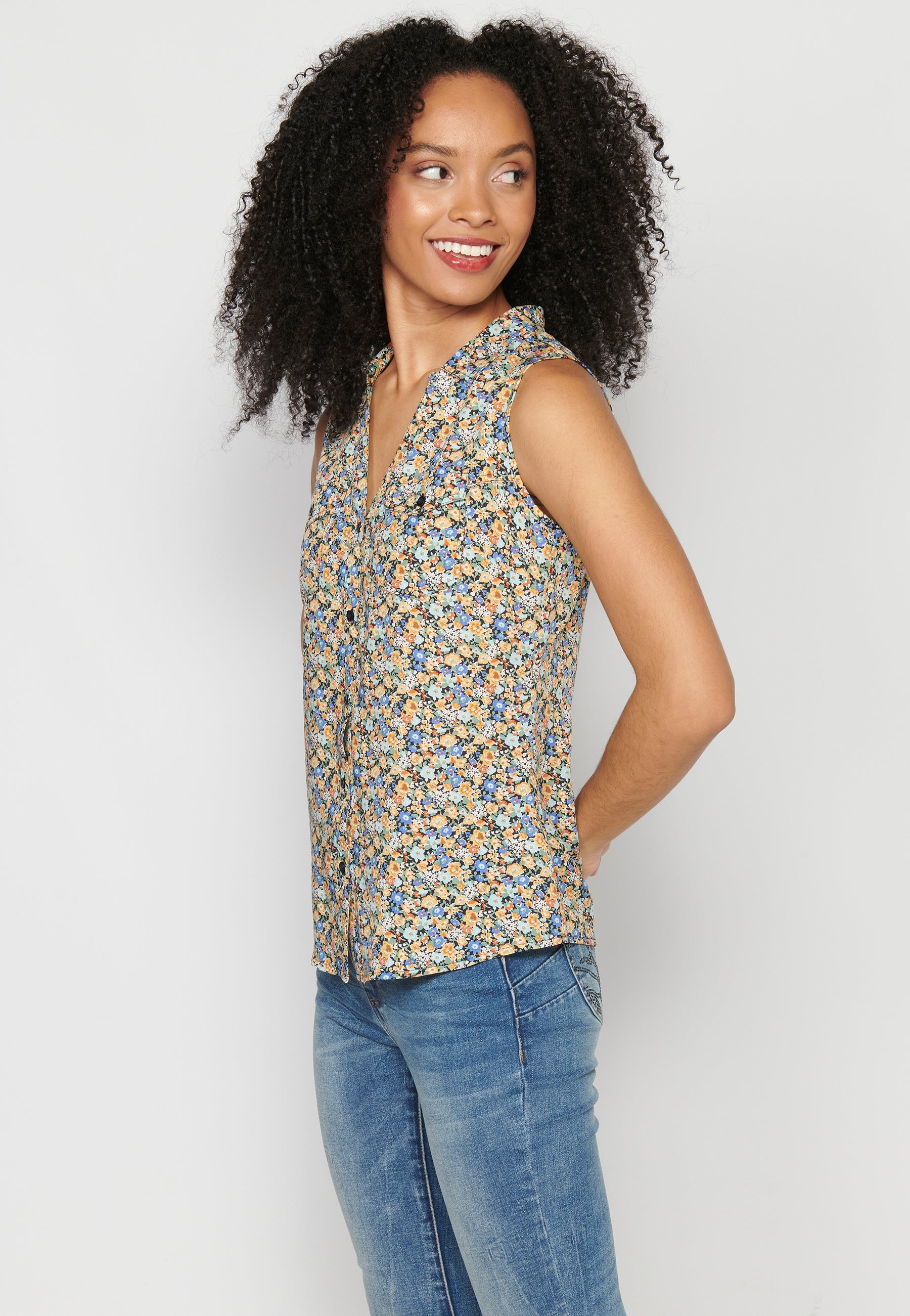 Blusa sin mangas con estampado floral multicolor para mujer | moda actual