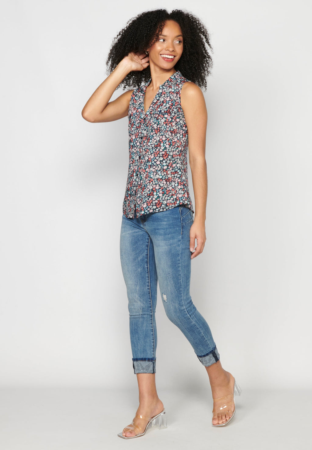 Blusa sin mangas con estampado floral multicolor para mujer | moda actual