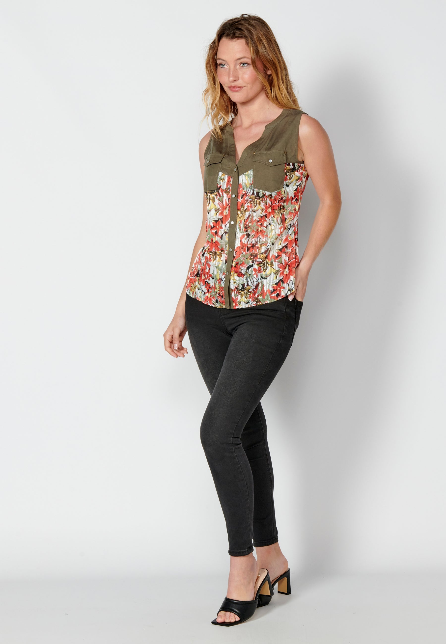 Blusa sin mangas con estampado floral para mujer | moda actual