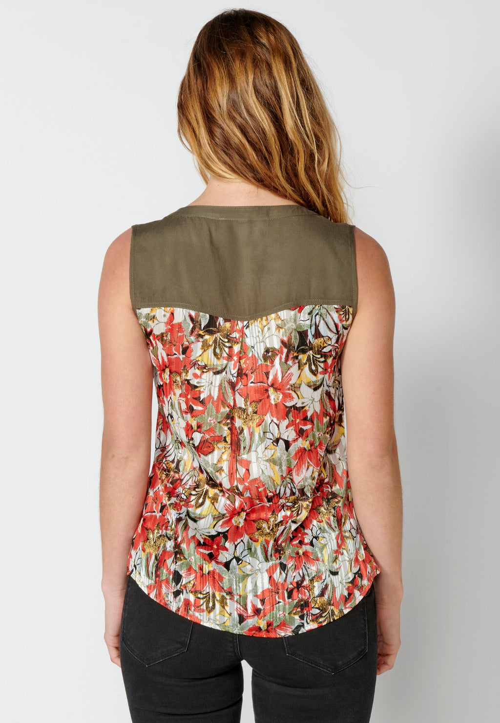 Blusa sin mangas con estampado floral para mujer | moda actual
