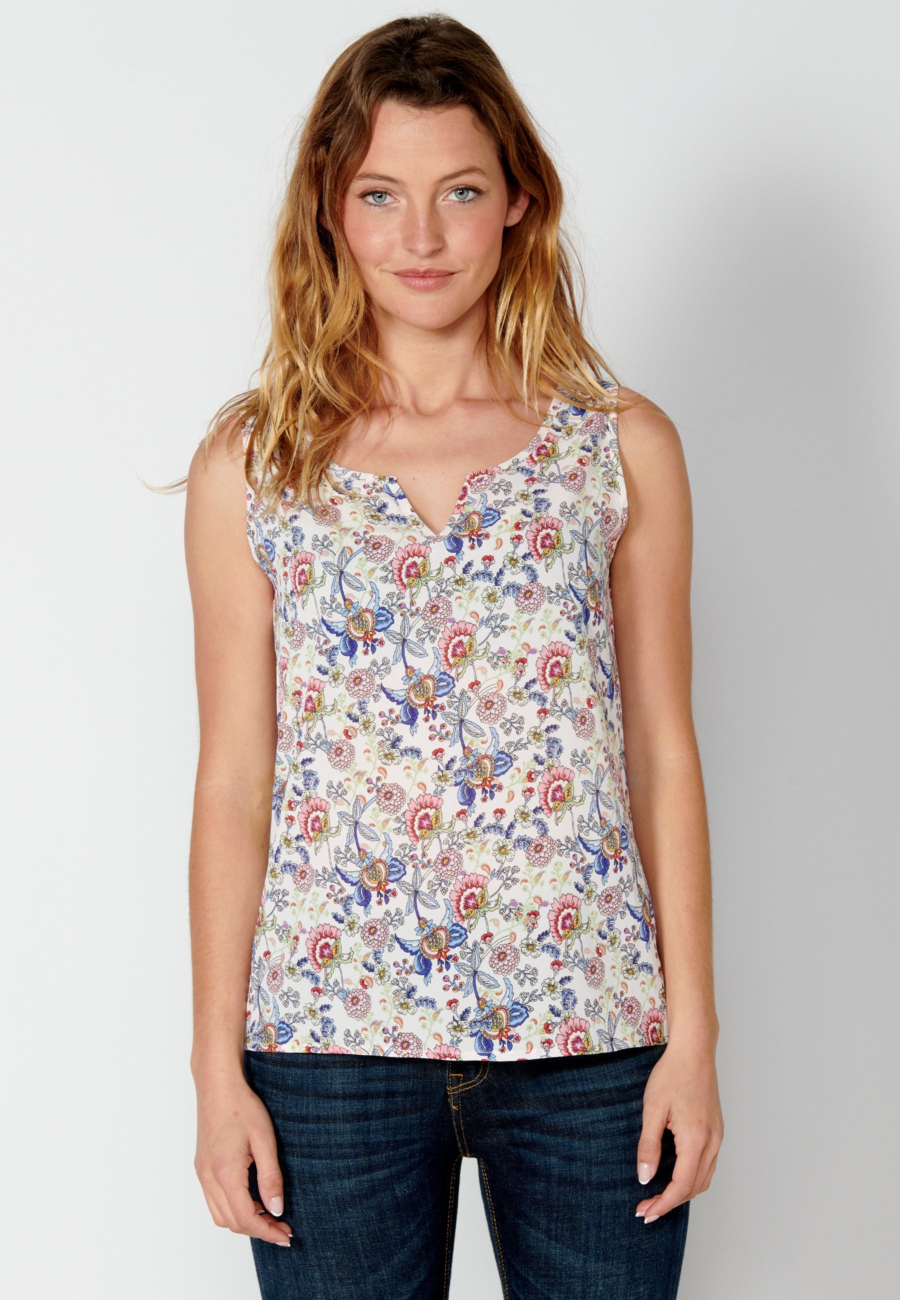 Blusa sin mangas estampado floral para mujer | moda actual