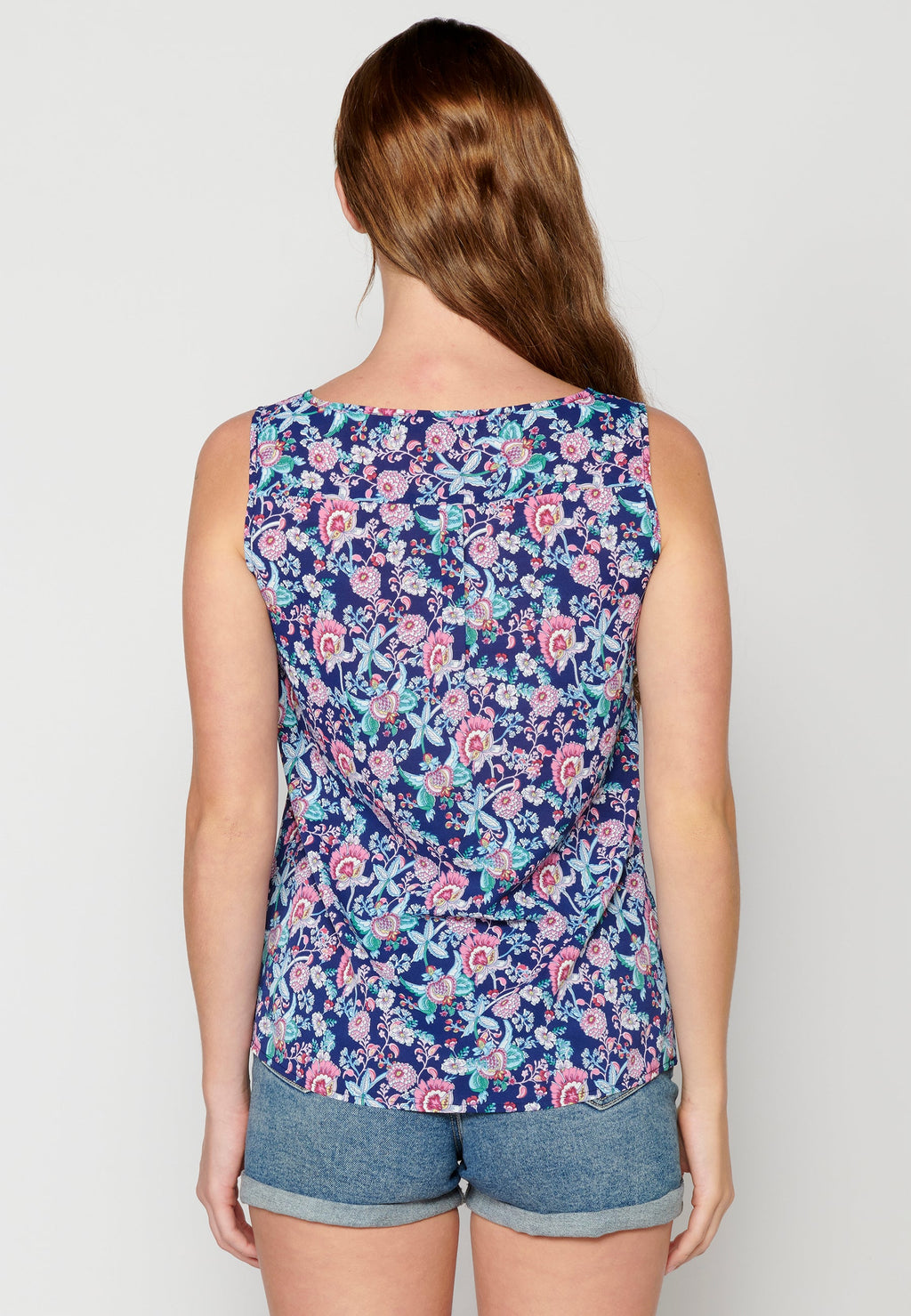 Blusa sin mangas estampado floral para mujer | moda actual