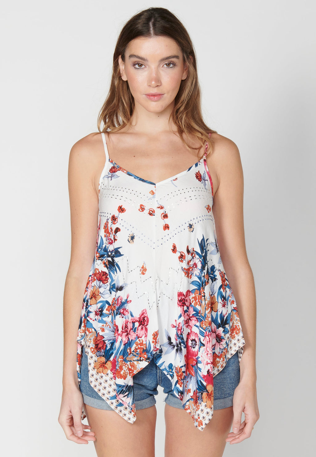 Blusa fluida de tirantes con estampado étnico floral para mujer | moda actual
