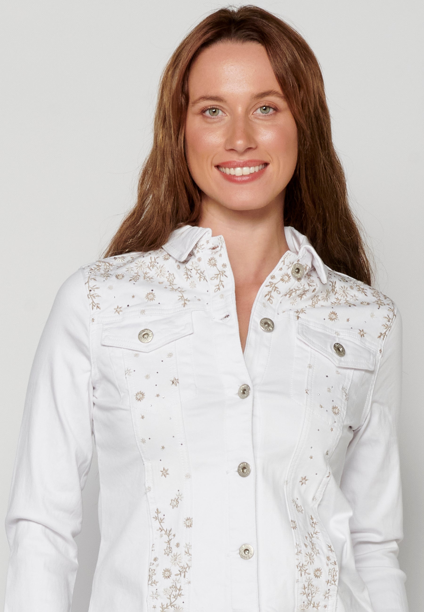 Cazadora vaquera denim blanco mujer bordado floral – Koroshi