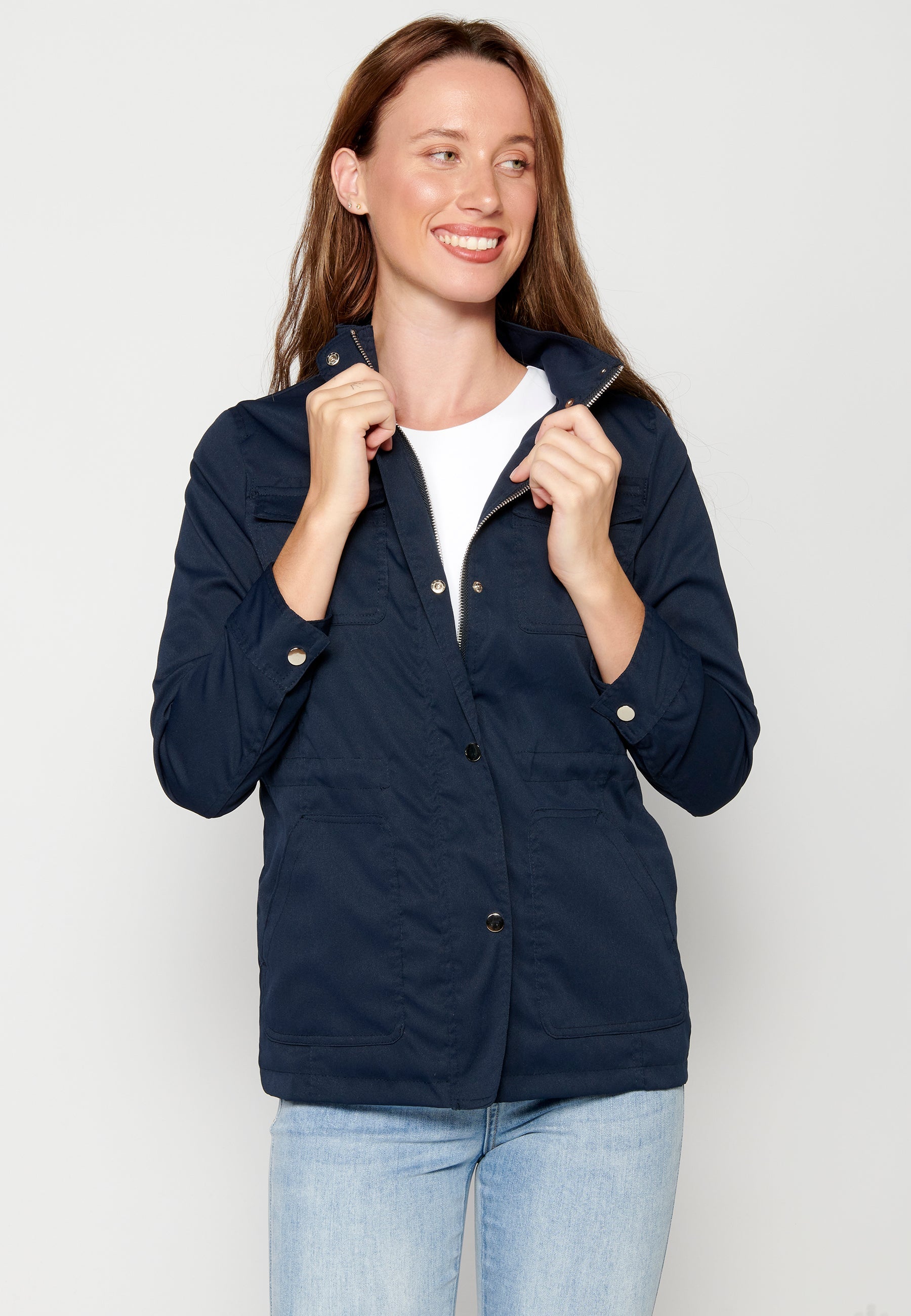 Parka corta azul marino para mujer con capucha – Koroshi