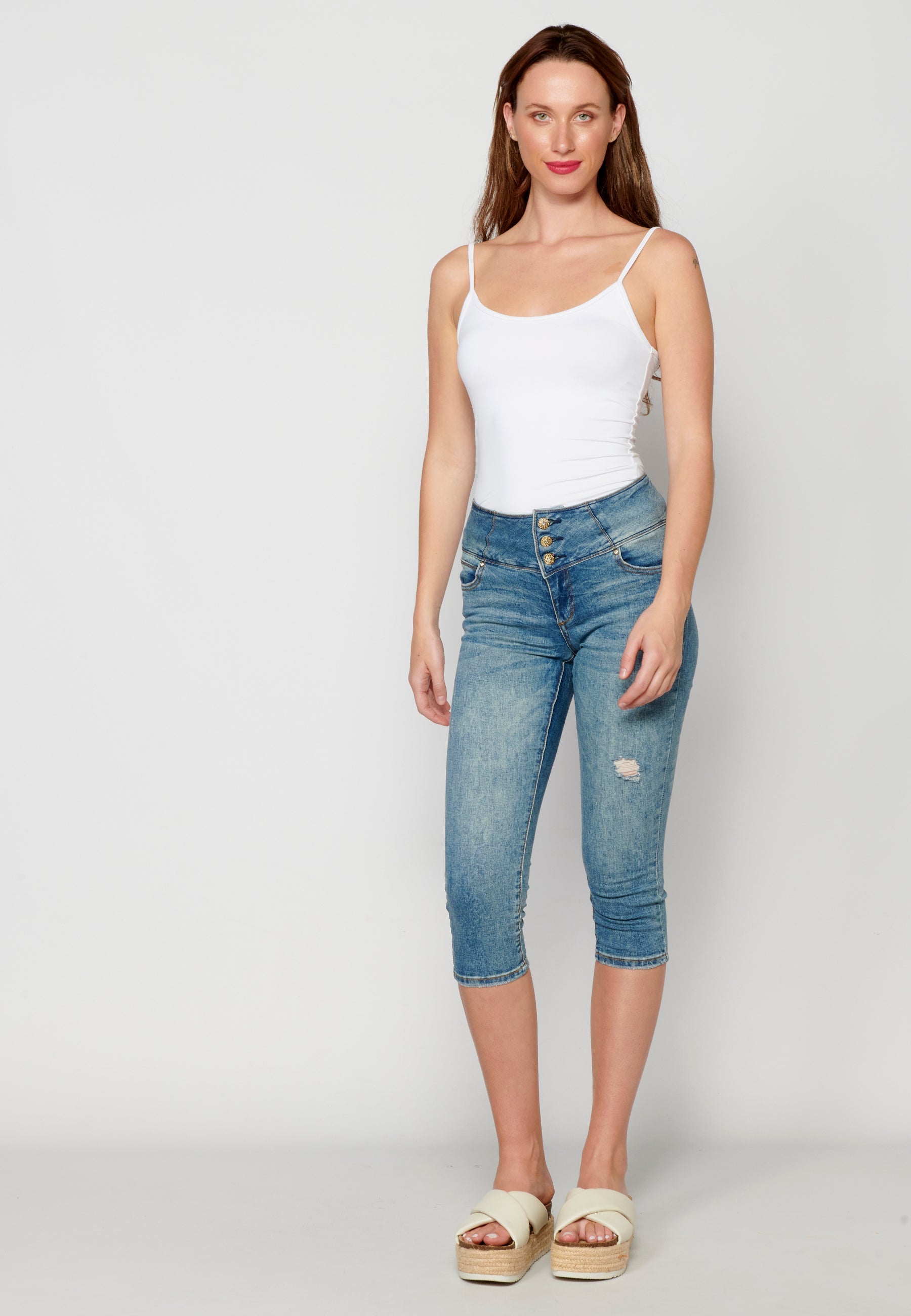 Pantalón pirata jeans slim para mujer | moda actual