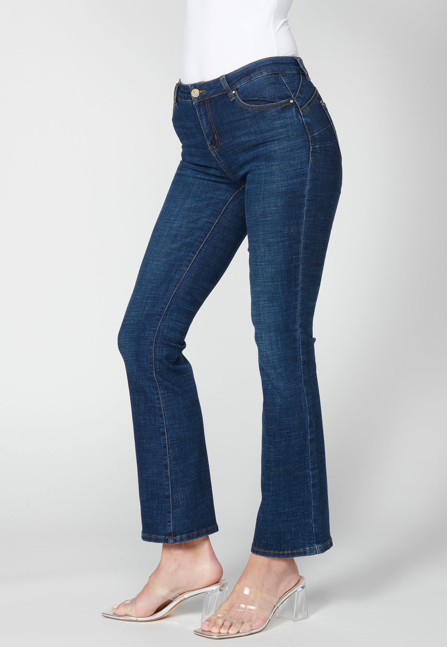 Pantalón largo straigth push up medio para mujer | moda actual