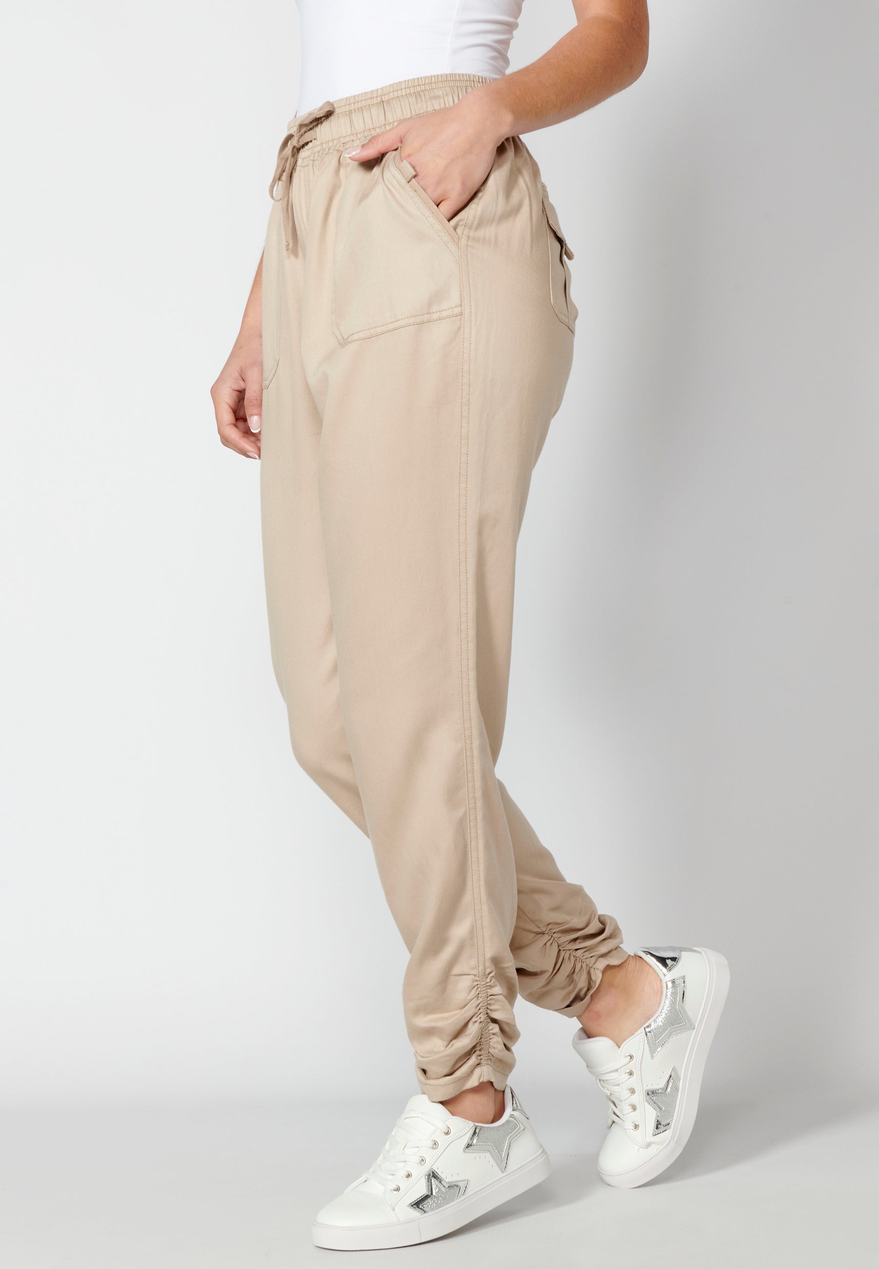 Pantalón largo straigth con cintura ajustable para mujer | moda actual