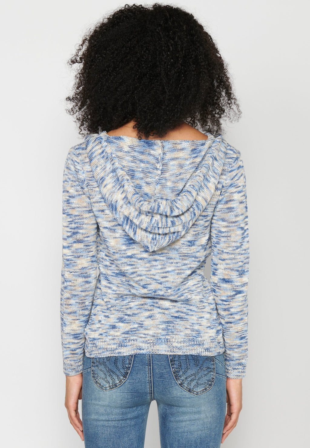 Chaqueta de punto con capucha para mujer | moda actual