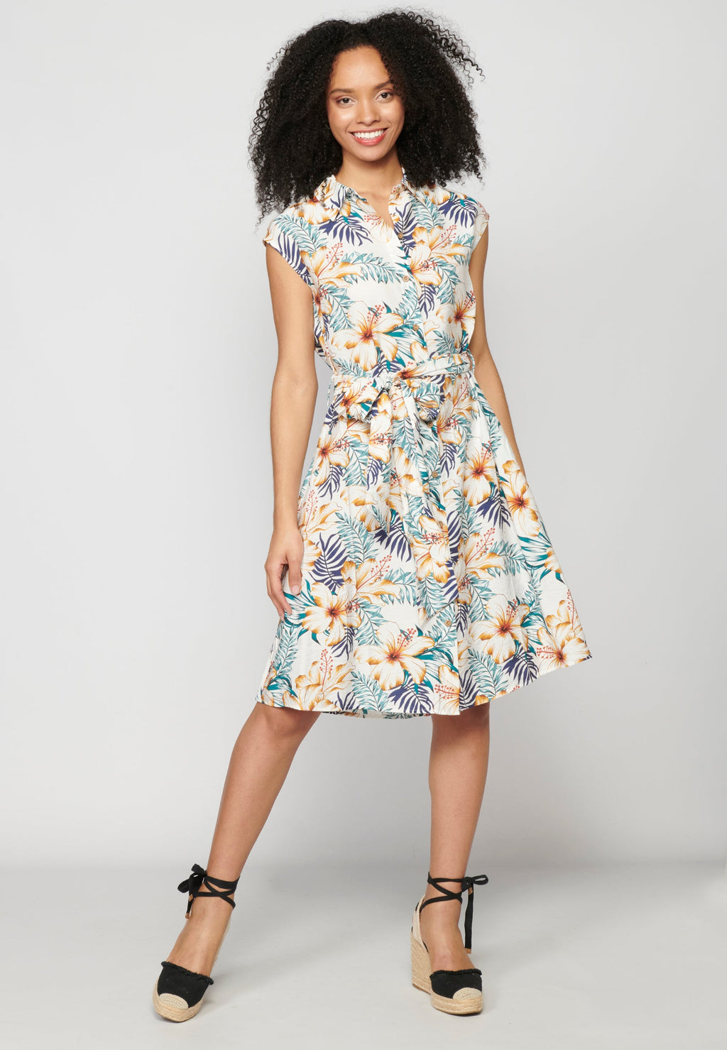 Vestido midi de manga corta estampado tropical floral para mujer | moda actual