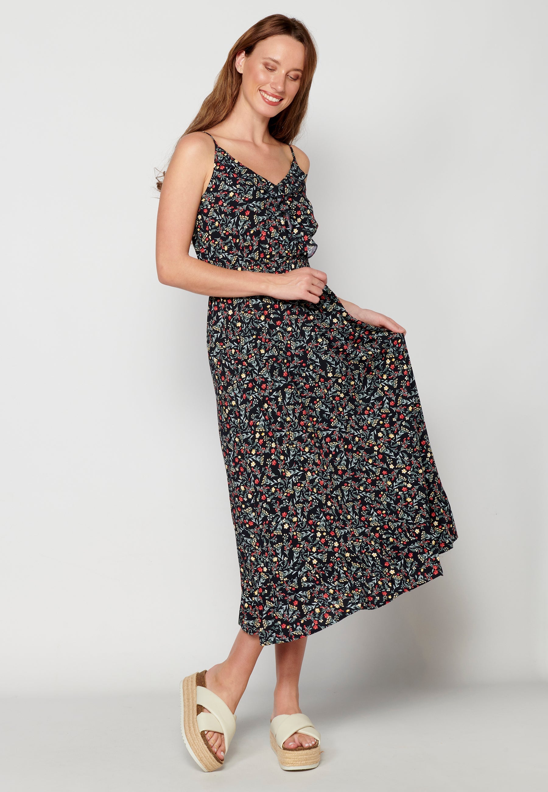 Vestido largo de tirantes con detalle de volantes estampado floral para mujer | moda actual