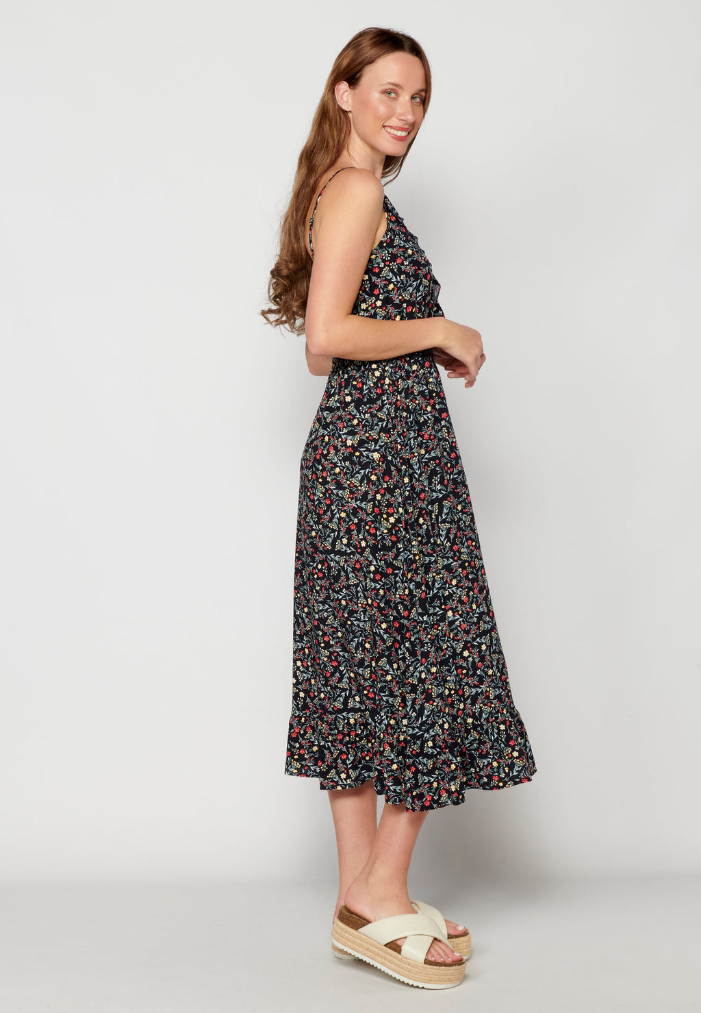 Vestido largo de tirantes con detalle de volantes estampado floral para mujer | moda actual
