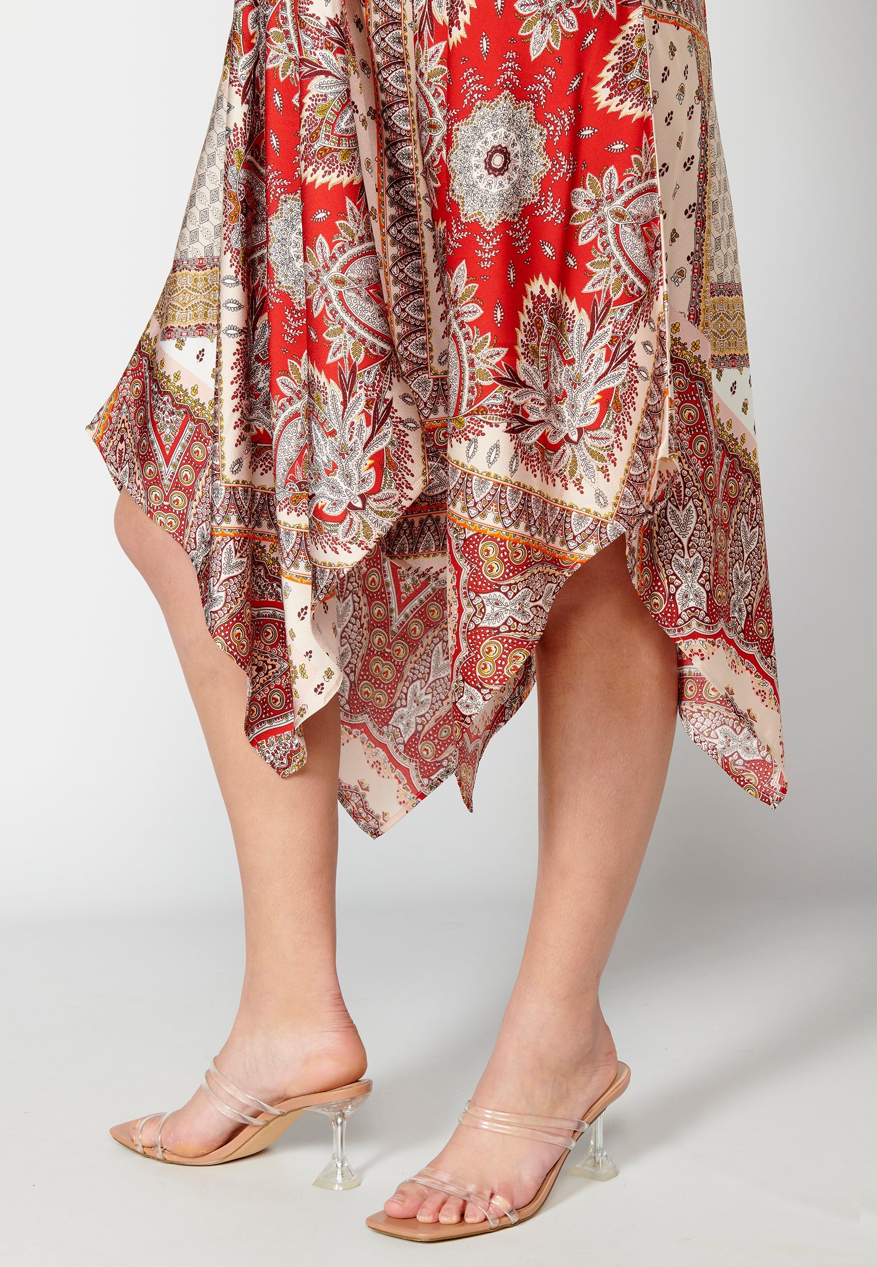 Vestido largo holgado de tirantes con estampado floral para mujer | moda actual