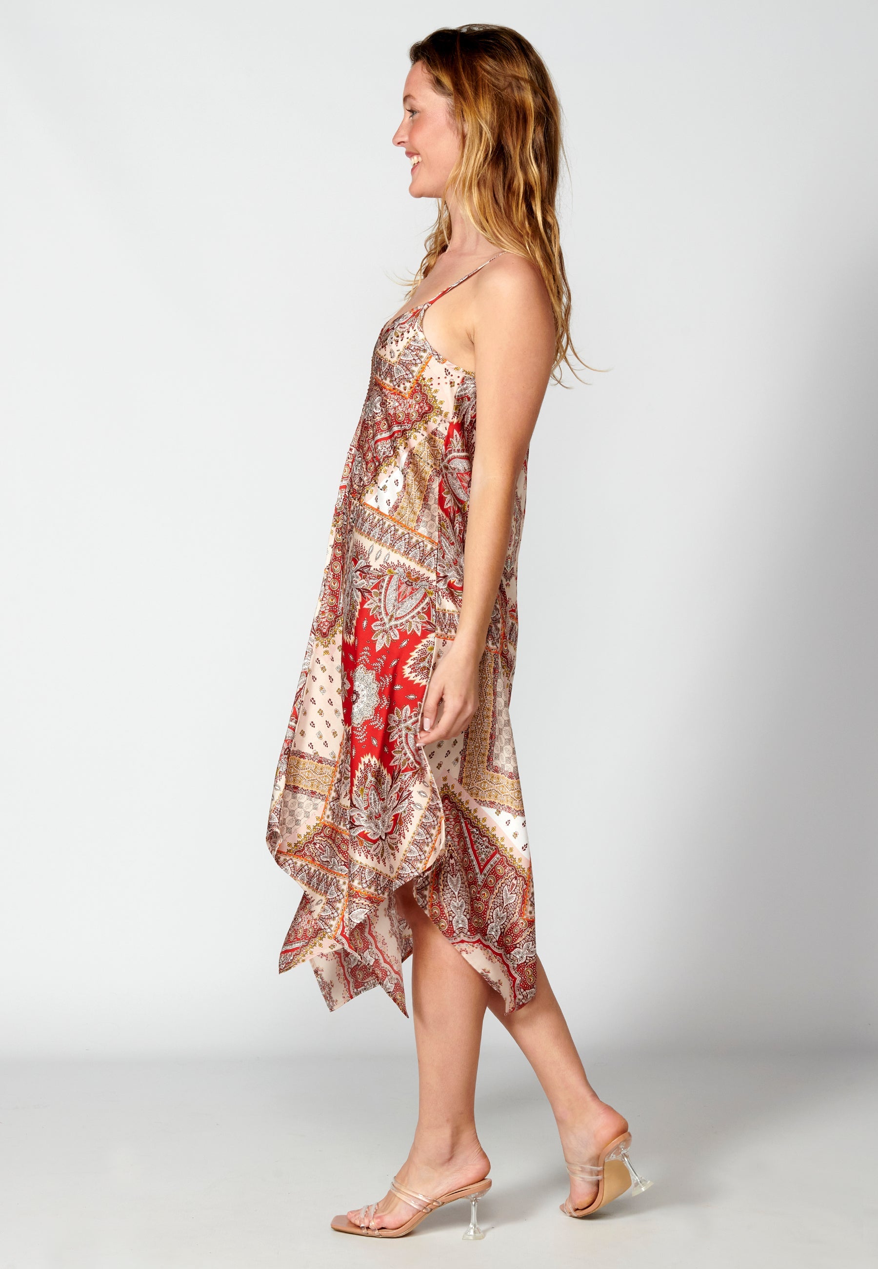 Vestido largo holgado de tirantes con estampado floral para mujer | moda actual