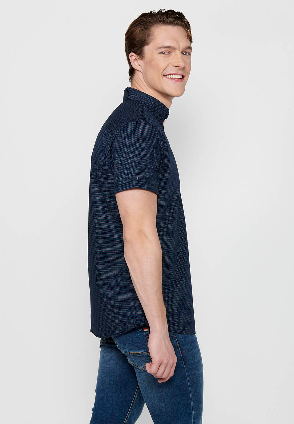 Camisa Hombre Manga Corta Algodón Micro Estampado con Bolsillo – Koroshi 2411CC32