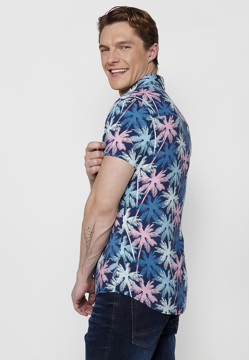 Camisa Hombre Manga Corta Estampado All-Over Viscosa – Koroshi 2411CC37
