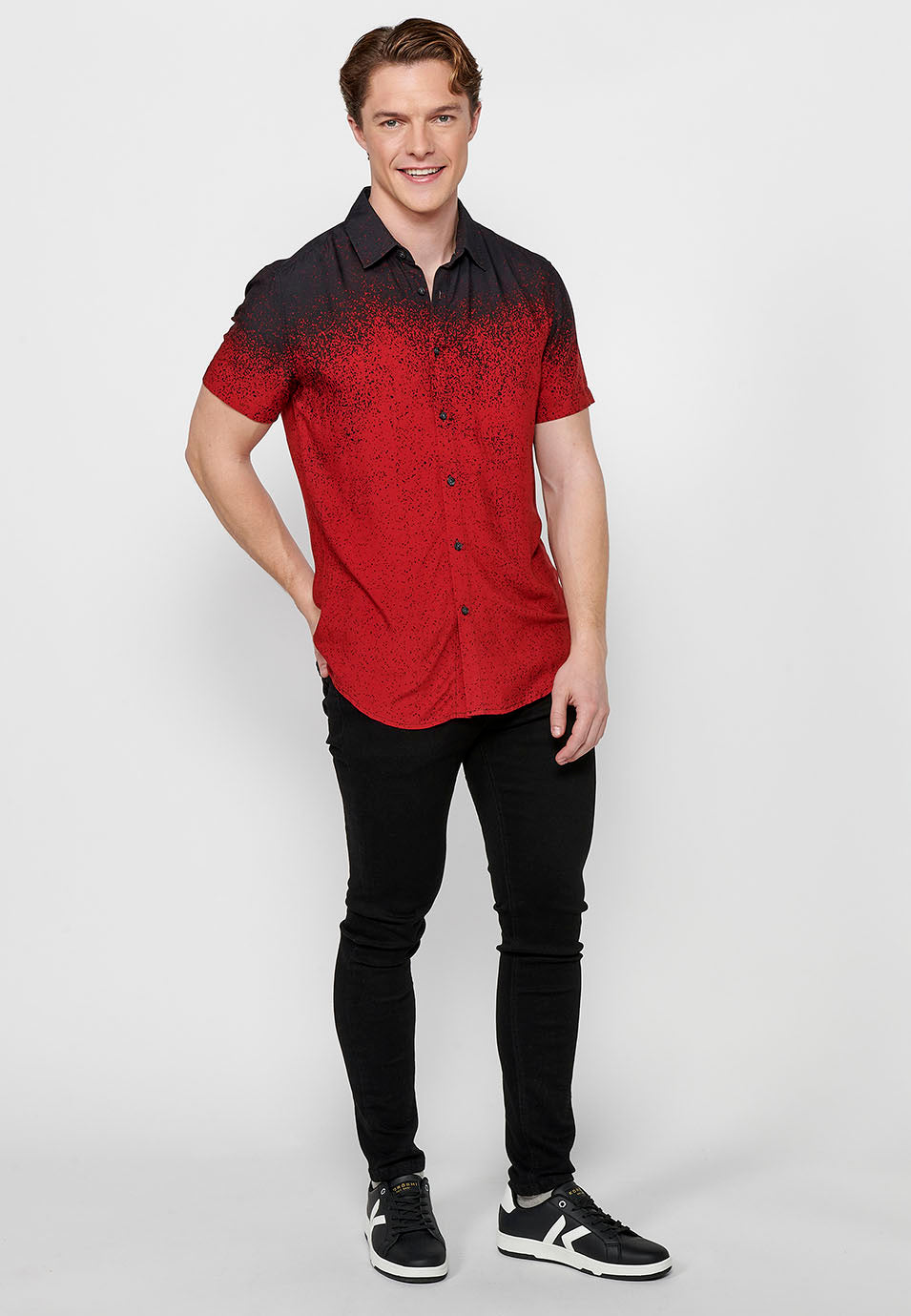 Camisa Hombre Manga Corta Estampado Degradado Viscosa – Koroshi 2411CC41