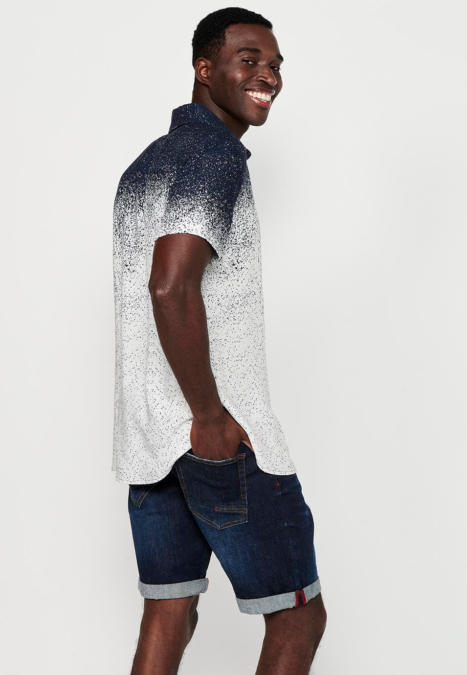 Camisa Hombre Manga Corta Estampado Degradado Viscosa – Koroshi 2411CC41