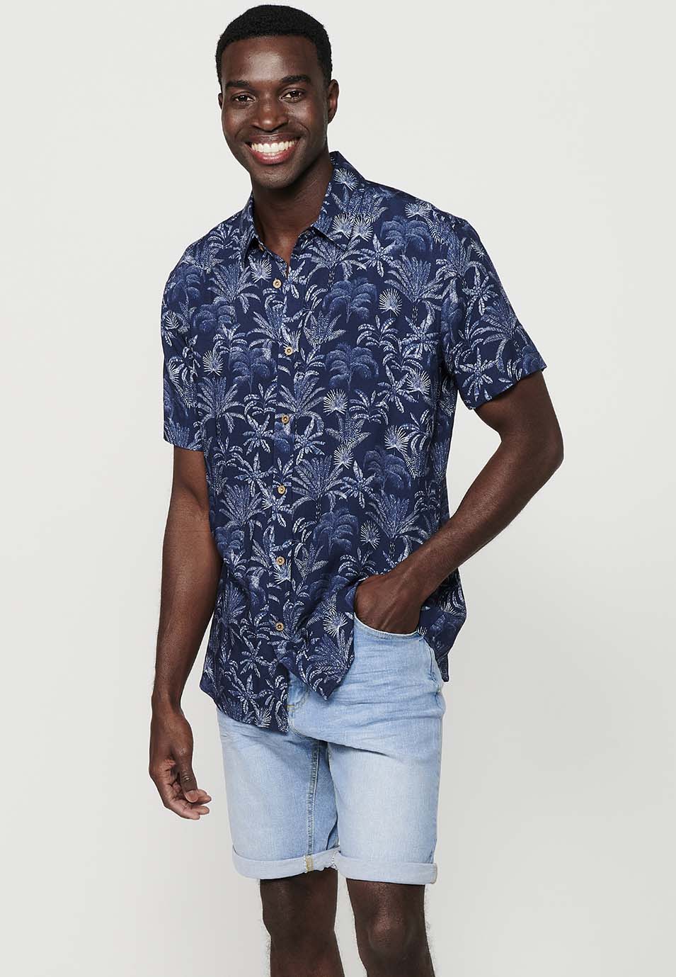 Camisa Hombre Manga Corta Estampado Palmeras Viscosa – Koroshi 2411CC44