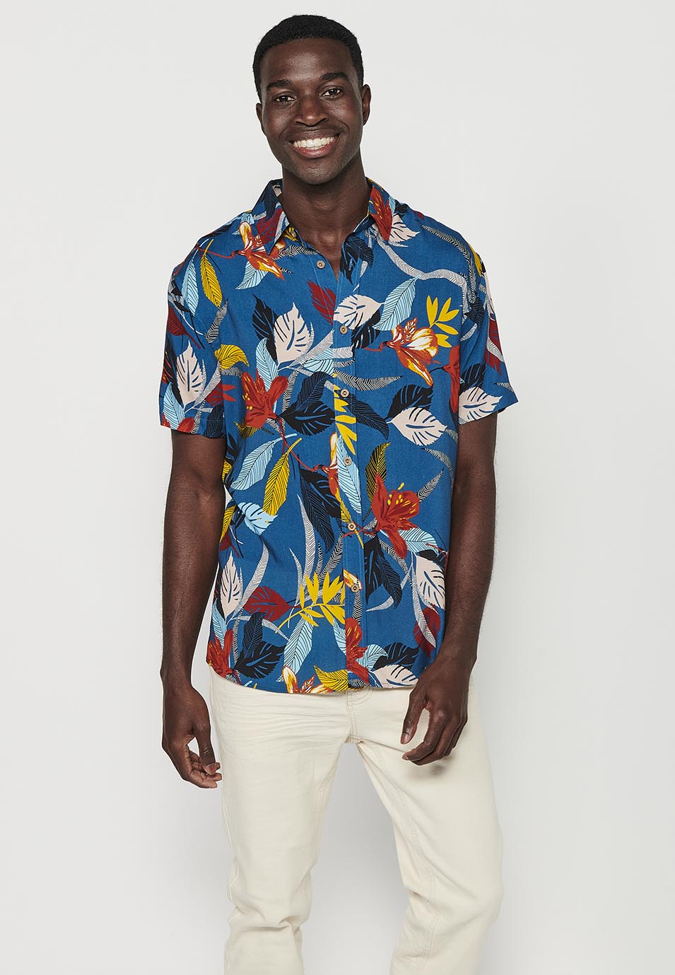 Camisa Hombre Manga Corta Estampado Palmeras Viscosa – Koroshi 2411CC44