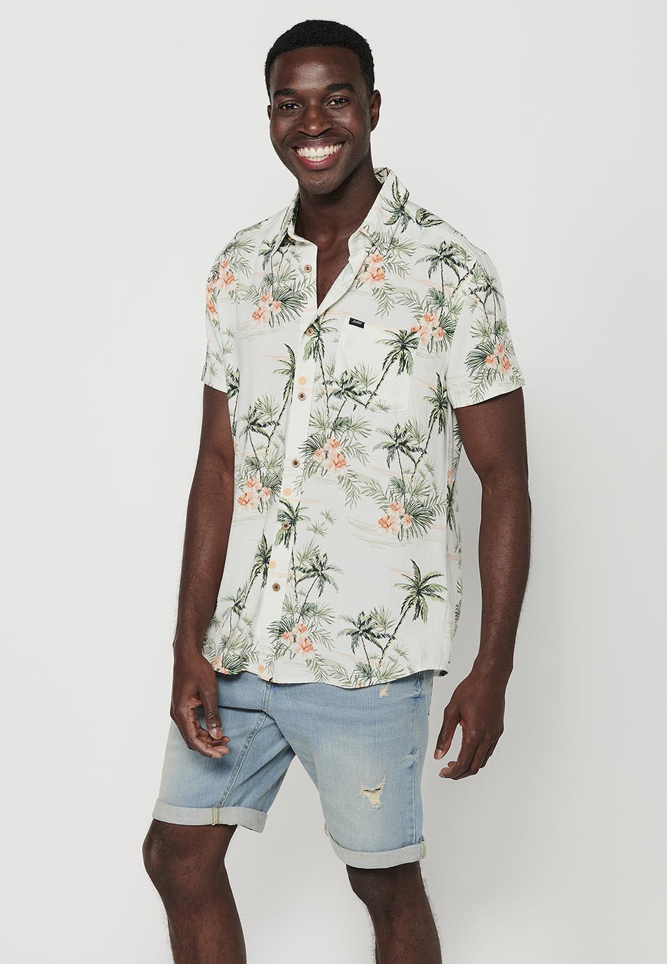 Camisa Hombre Manga Corta Estampado Tropical Viscosa – Koroshi 2411CC47