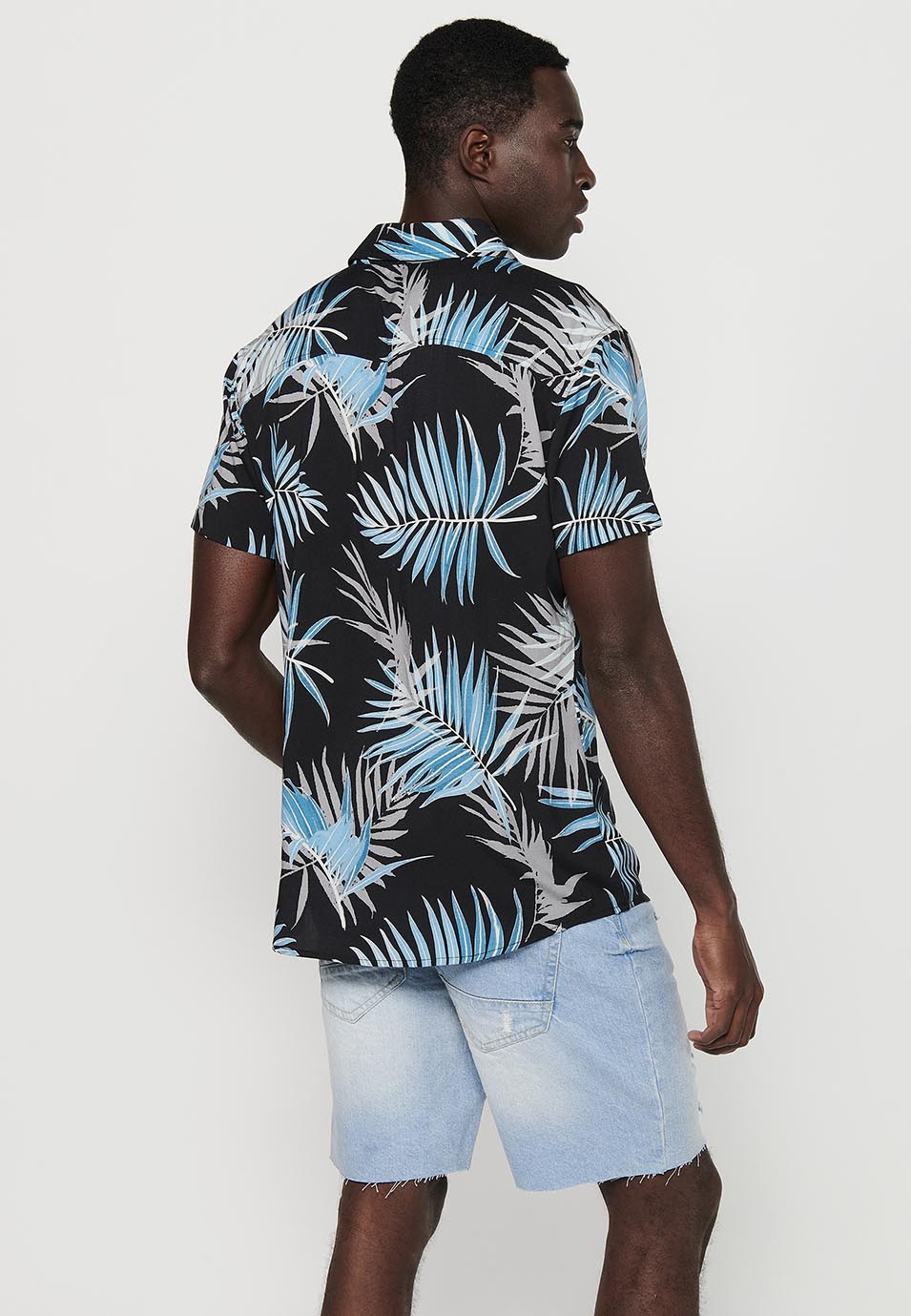 Camisa Hombre Manga Corta Estampado Tropical Viscosa – Koroshi 2411CC47