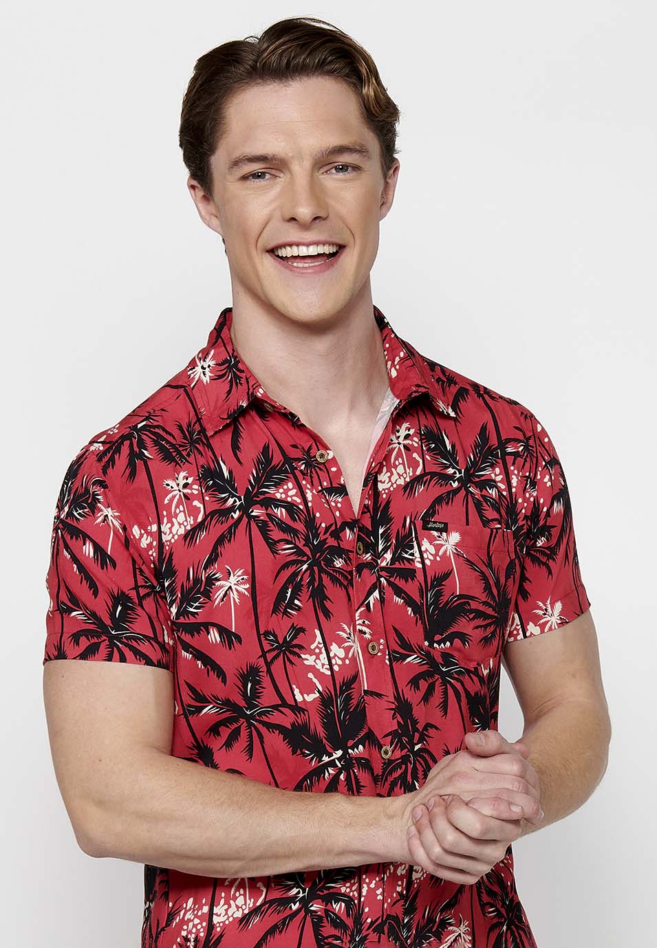 Camisa Hombre Manga Corta Estampado Tropical Viscosa – Koroshi 2411CC47
