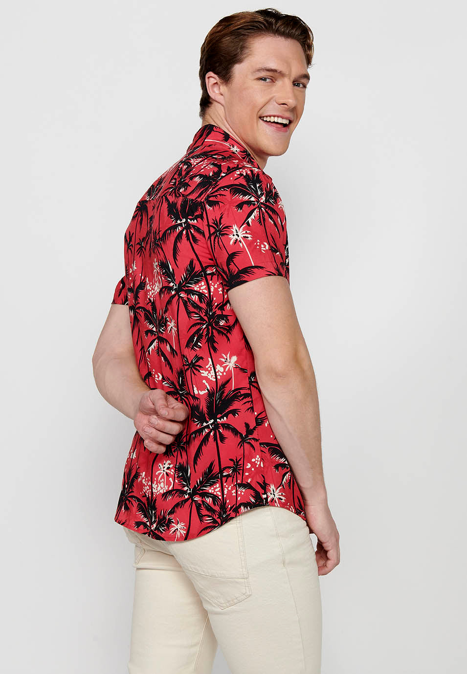 Camisa Hombre Manga Corta Estampado Tropical Viscosa – Koroshi 2411CC47