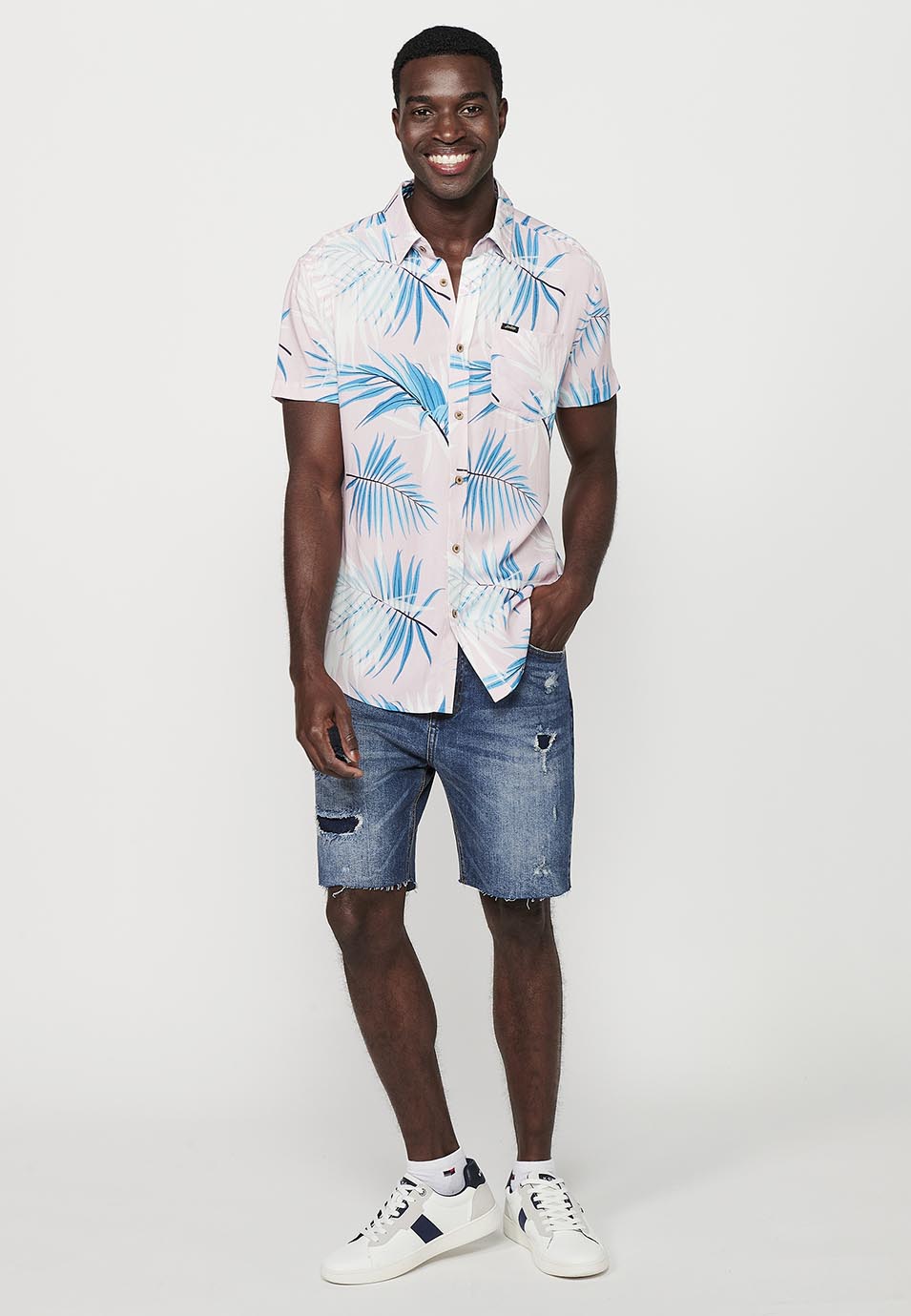 Camisa Hombre Manga Corta Estampado Tropical Viscosa – Koroshi 2411CC47