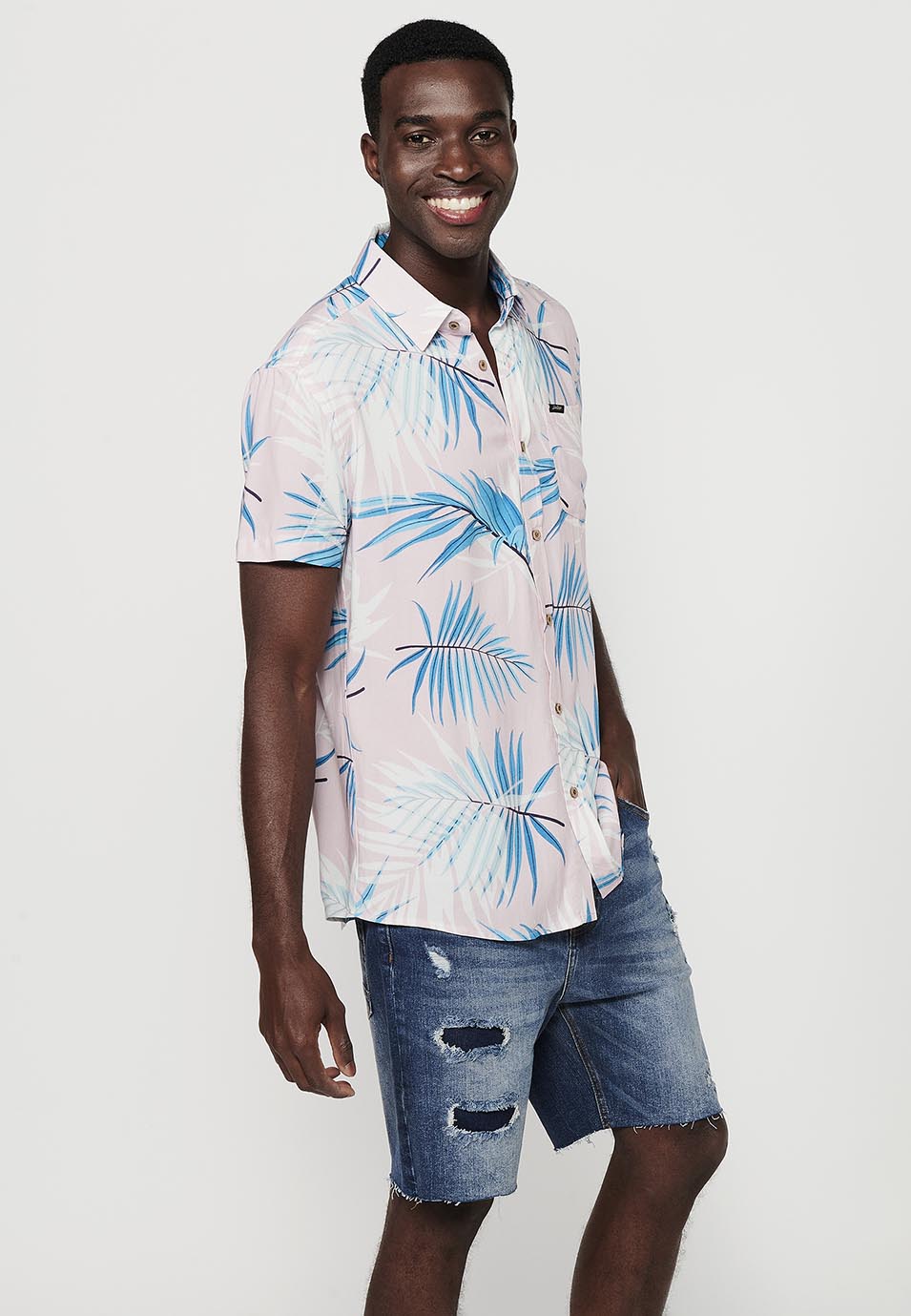 Camisa Hombre Manga Corta Estampado Tropical Viscosa – Koroshi 2411CC47