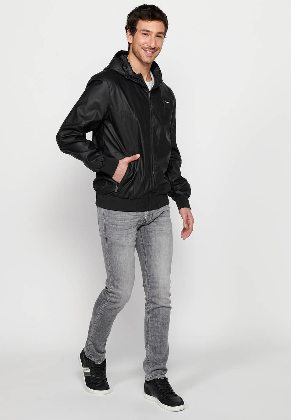 Cazadora Bomber Efecto Piel con Capucha Hombre – Koroshi Negra