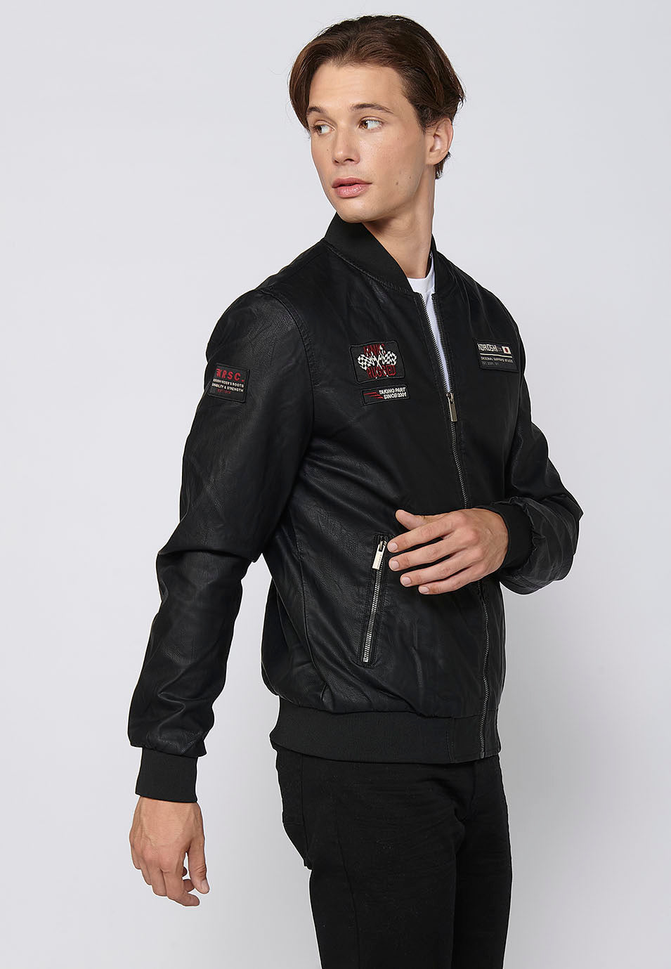 Cazadora Bomber Efecto Piel con Parches Hombre – Koroshi Negra