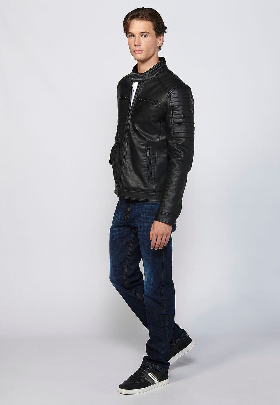 Chaqueta Biker Aspecto Efecto Piel Cuello Alto Hombre – Koroshi 2411JA09