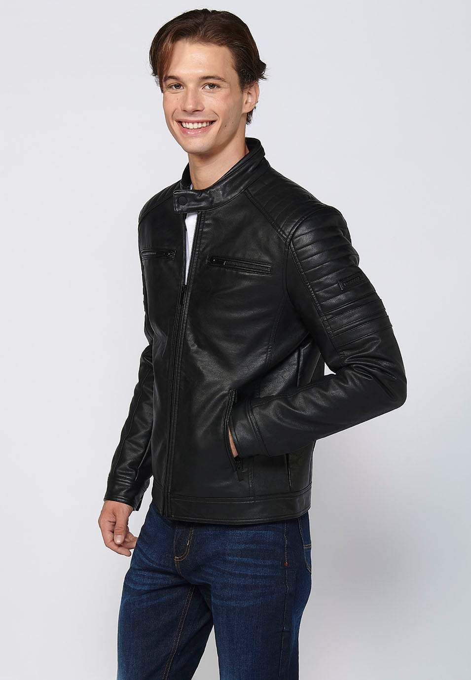 Chaqueta Biker Aspecto Efecto Piel Cuello Alto Hombre – Koroshi 2411JA09