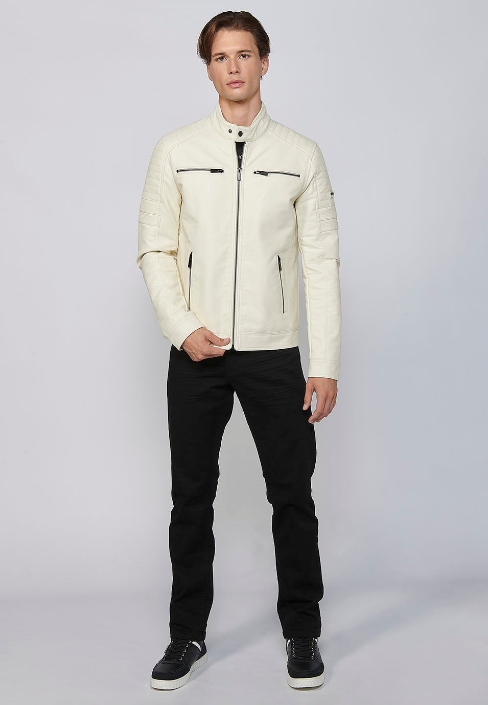 Chaqueta Biker Aspecto Efecto Piel Cuello Alto Hombre – Koroshi 2411JA09